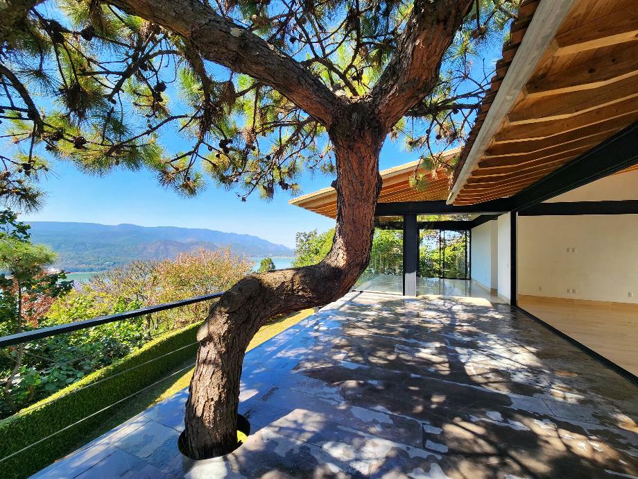 Valle de Bravo, Estado de México, 51200, Mexico, 4 Bedrooms Bedrooms, ,4 BathroomsBathrooms,Residential,For Sale,1722310