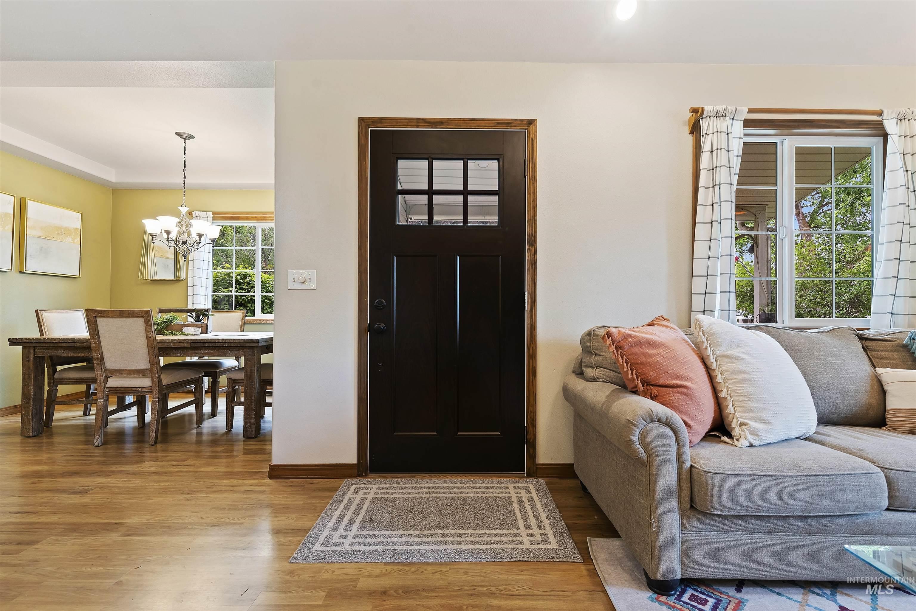 2322 Smith Ave 2706 24th St, Boise, Idaho, 83702, United States, 4 Bedrooms Bedrooms, ,3 BathroomsBathrooms,Residential,For Sale,2322 Smith Ave 2706 24th St,1614103