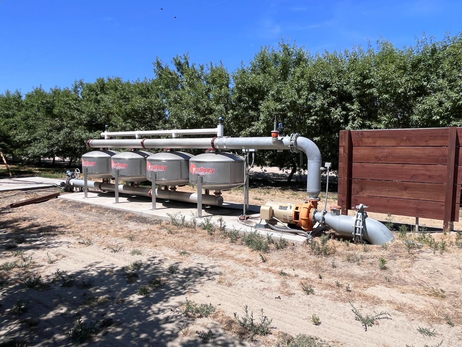 Livingston, California, 95334, United States, 4 Bedrooms Bedrooms, ,3 BathroomsBathrooms,Residential,For Sale,1975641