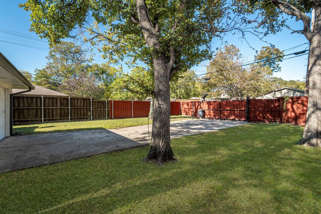 Dallas, Texas, 75214, United States, 3 Bedrooms Bedrooms, ,2 BathroomsBathrooms,Residential,For Sale,1987493