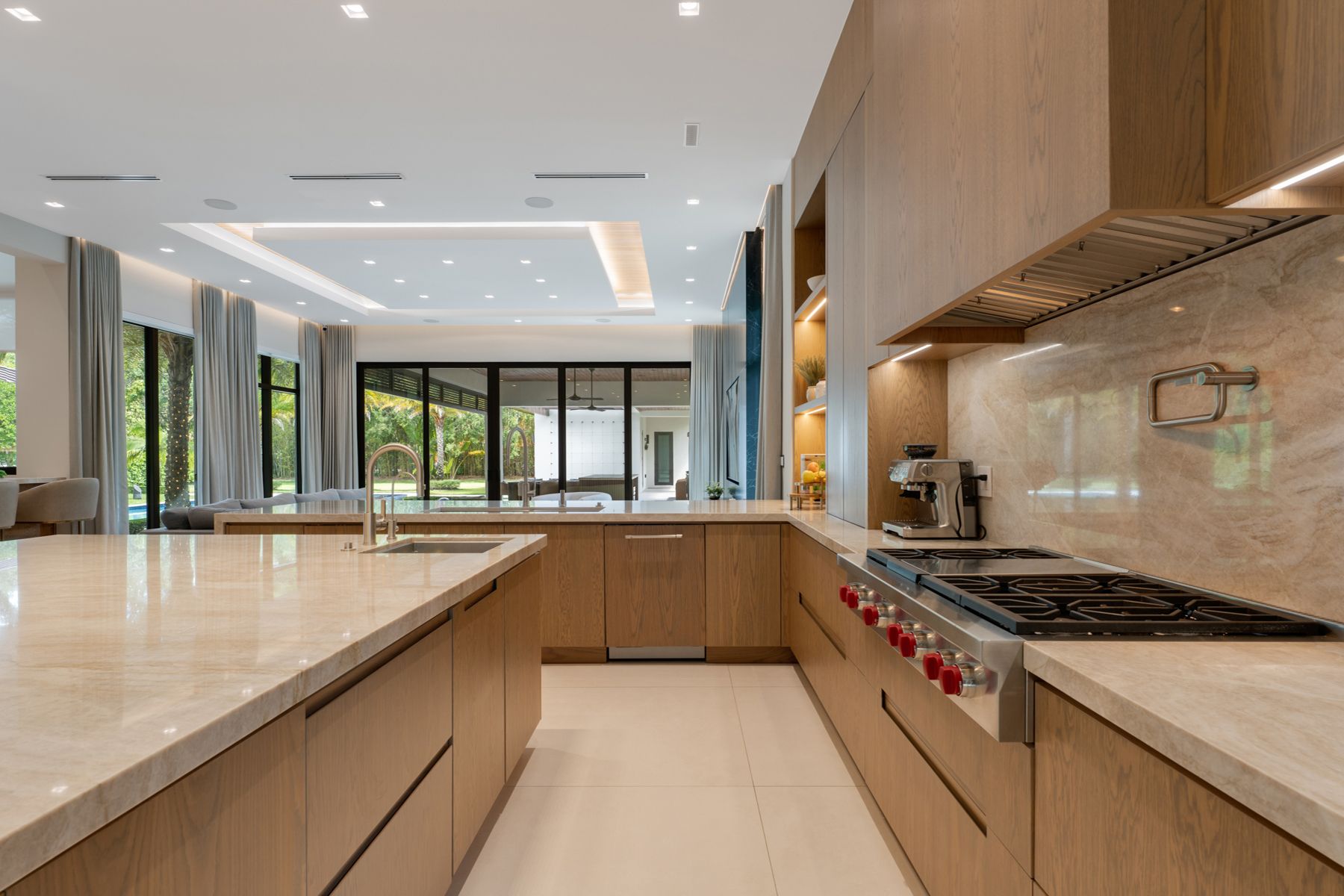  10860 SW 67th Ct, Pinecrest, FL, 33156 - 物件實景