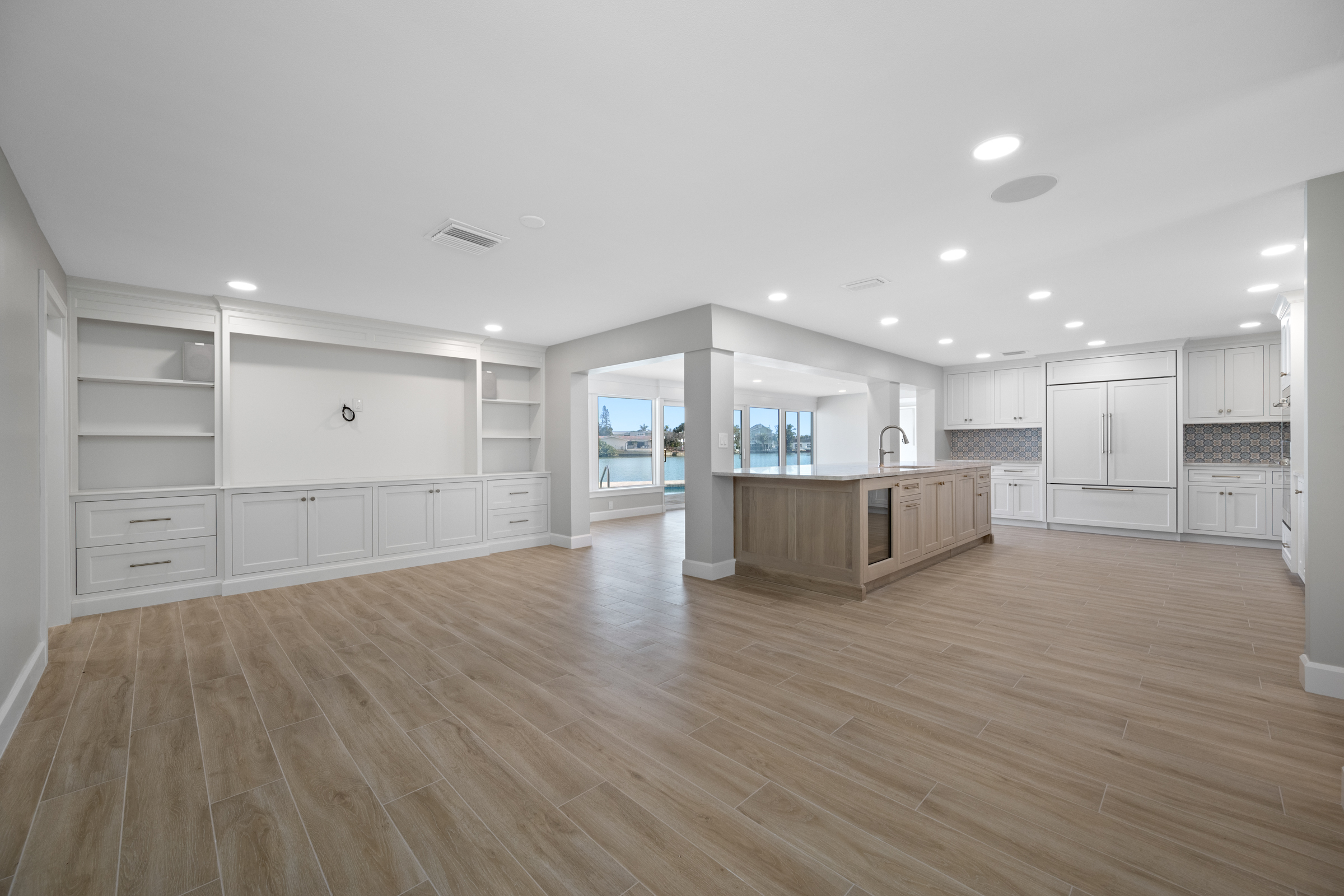 St Pete Beach, Florida, 33706, United States, 4 Bedrooms Bedrooms, ,3 BathroomsBathrooms,Residential,For Sale,2009657