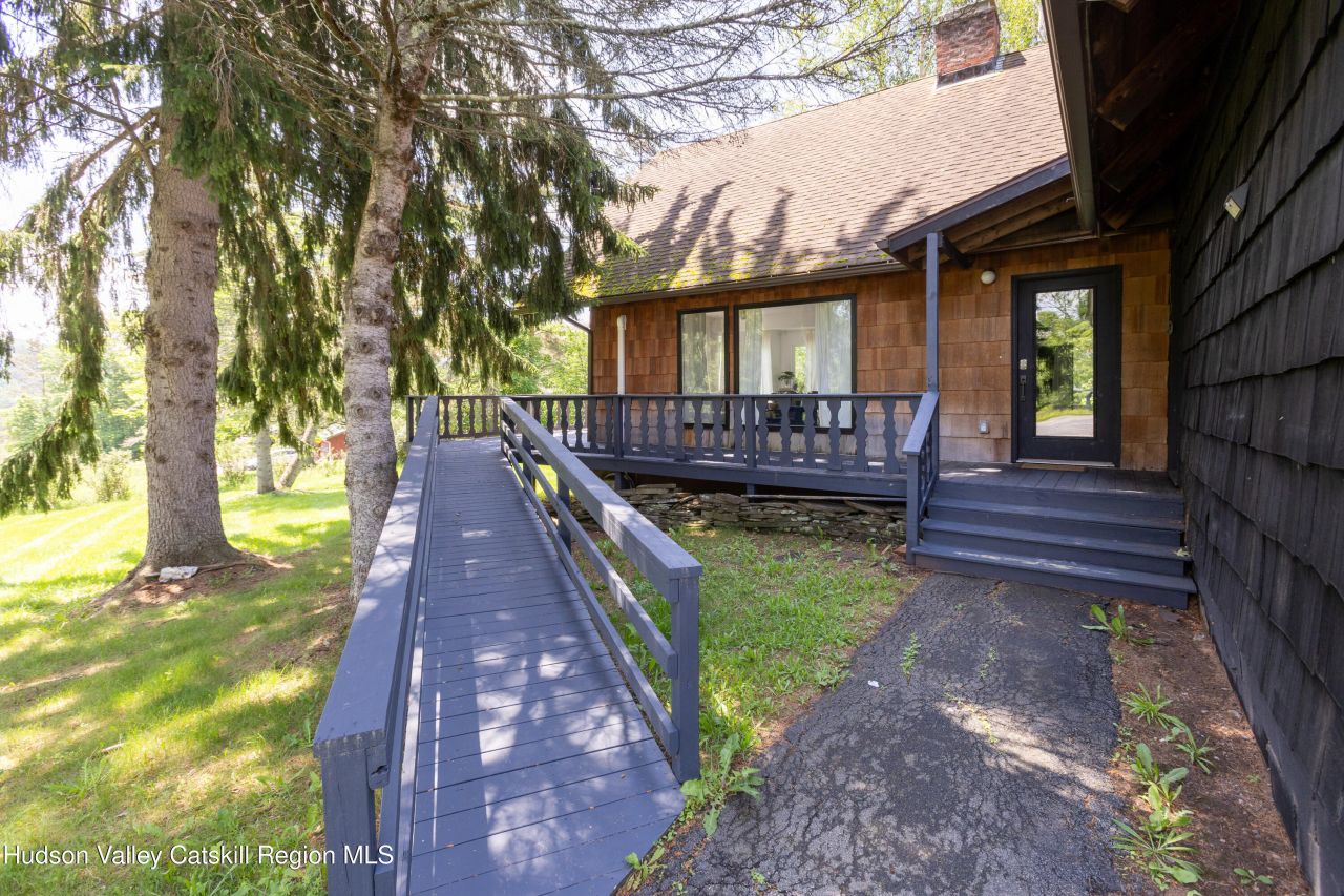 Denver, New York, 12421, United States, 4 Bedrooms Bedrooms, ,2 BathroomsBathrooms,Residential,For Sale,1890503