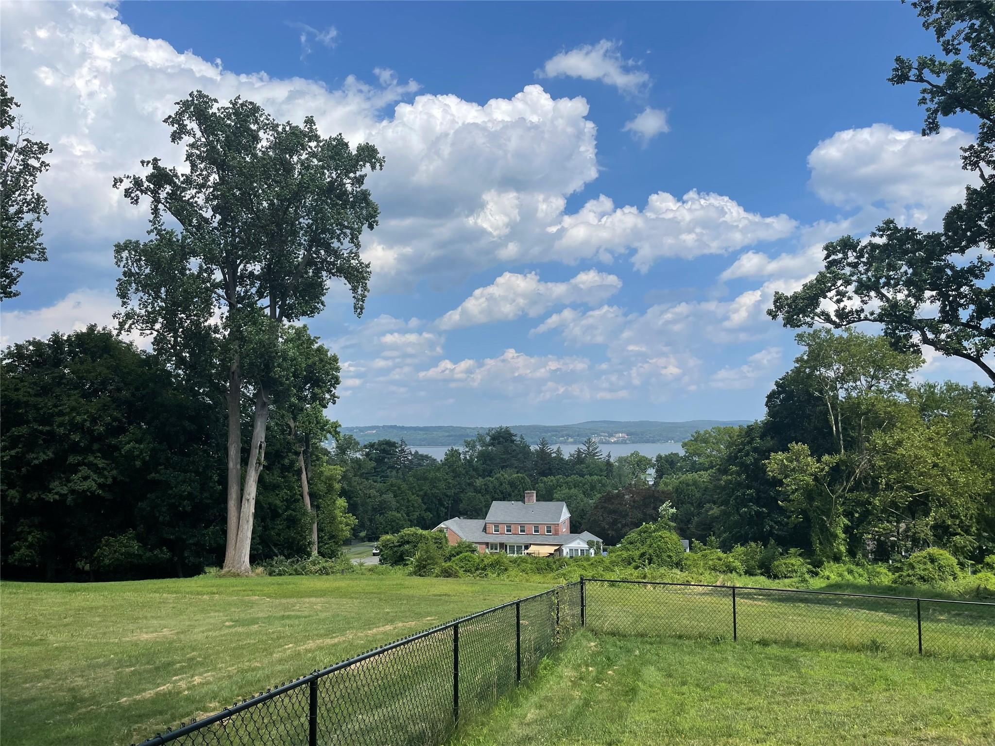 Nyack, New York, 10960, United States, 4 Bedrooms Bedrooms, ,5 BathroomsBathrooms,Residential,For Sale,1976338