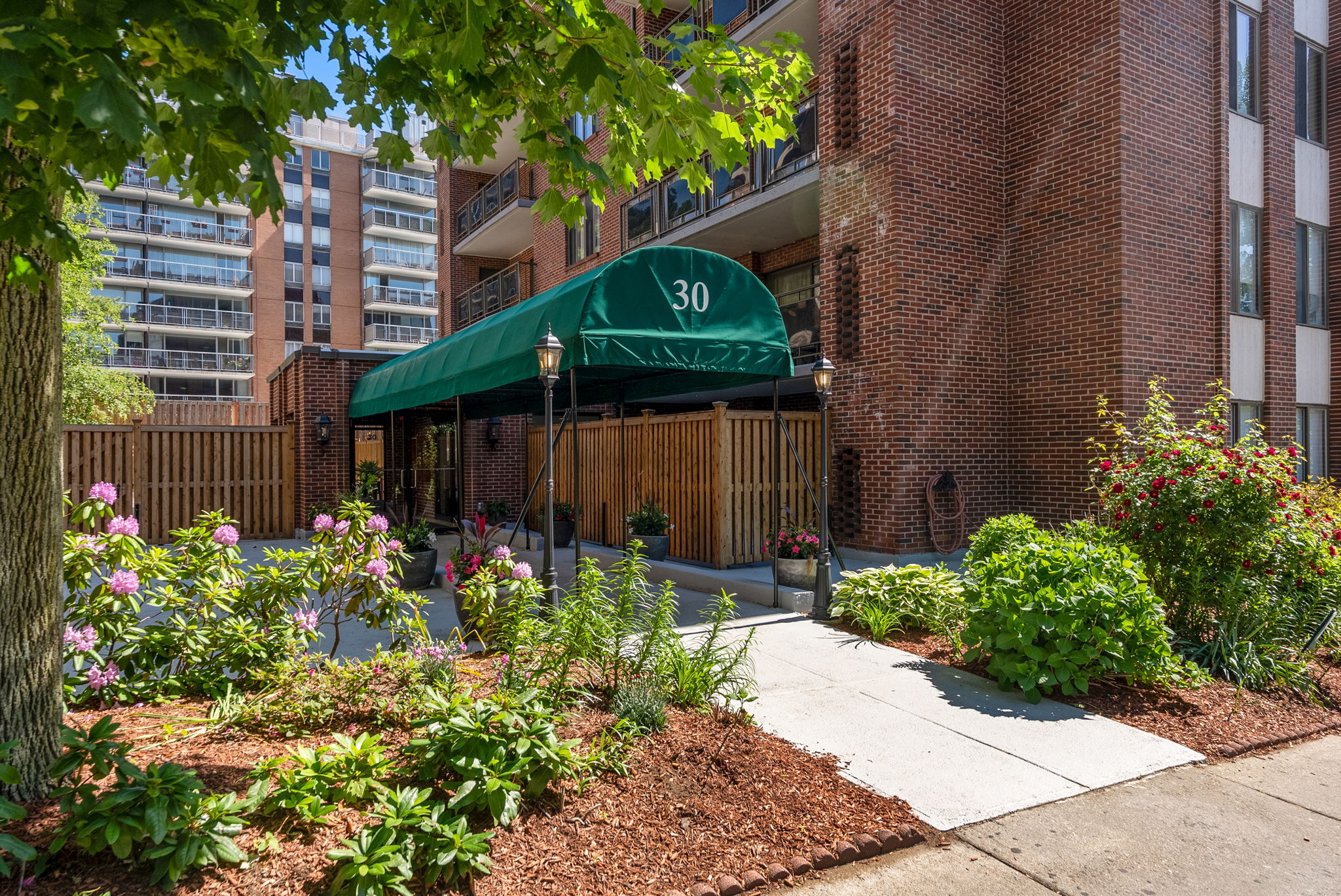  30 Stearns Road, Brookline, MA, 02446 - 物件實景
