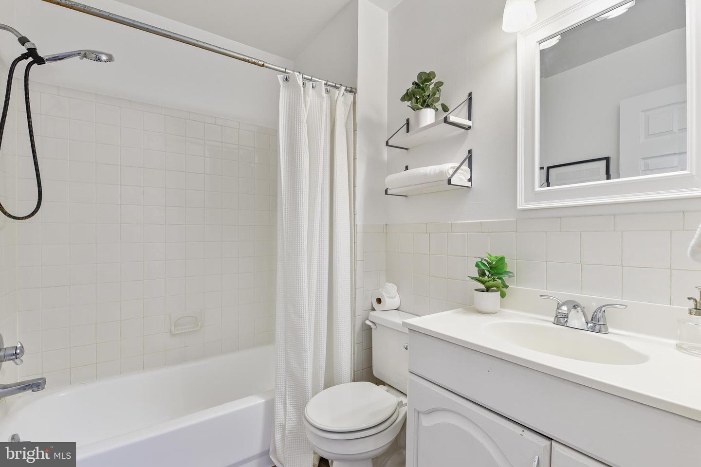 Crownsville, Maryland, 21032, United States, 4 Bedrooms Bedrooms, ,3 BathroomsBathrooms,Residential,For Sale,1917607