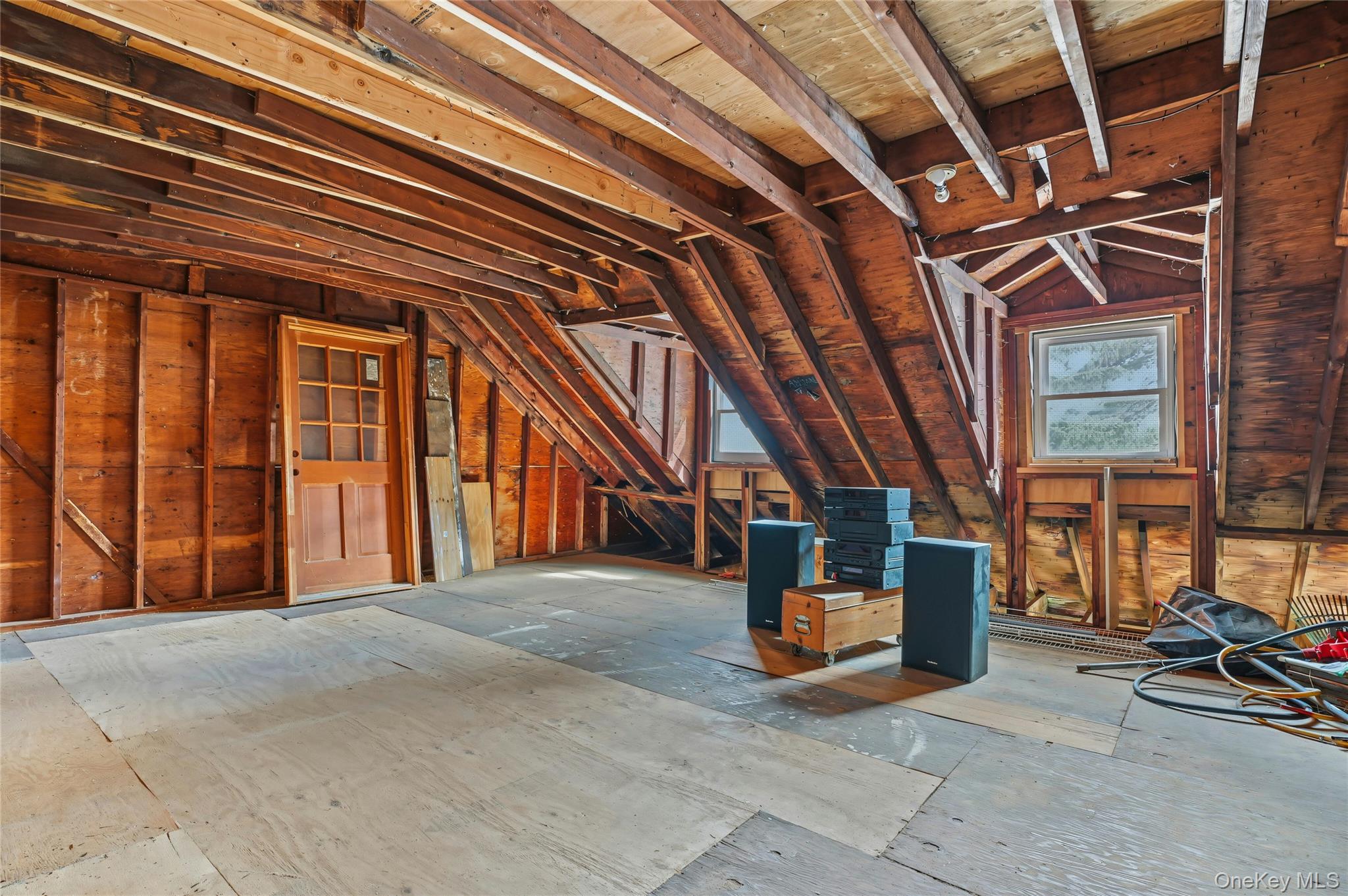  930 Tooker Avenue, West Babylon, NY, 11704 - 物件實景