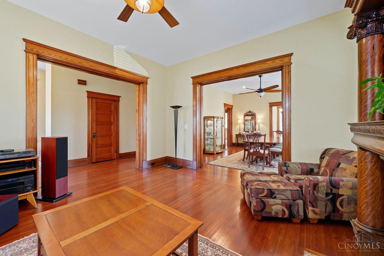 Norwood, Ohio, 45212, United States, 5 Bedrooms Bedrooms, ,5 BathroomsBathrooms,Residential,For Sale,1948609