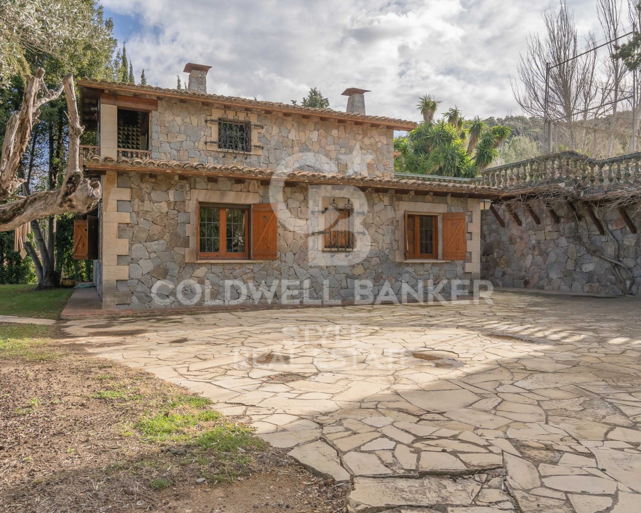 Castellví de Rosanes, Catalonia, ES, 5 Bedrooms Bedrooms, ,3 BathroomsBathrooms,Residential,For Sale,1722503