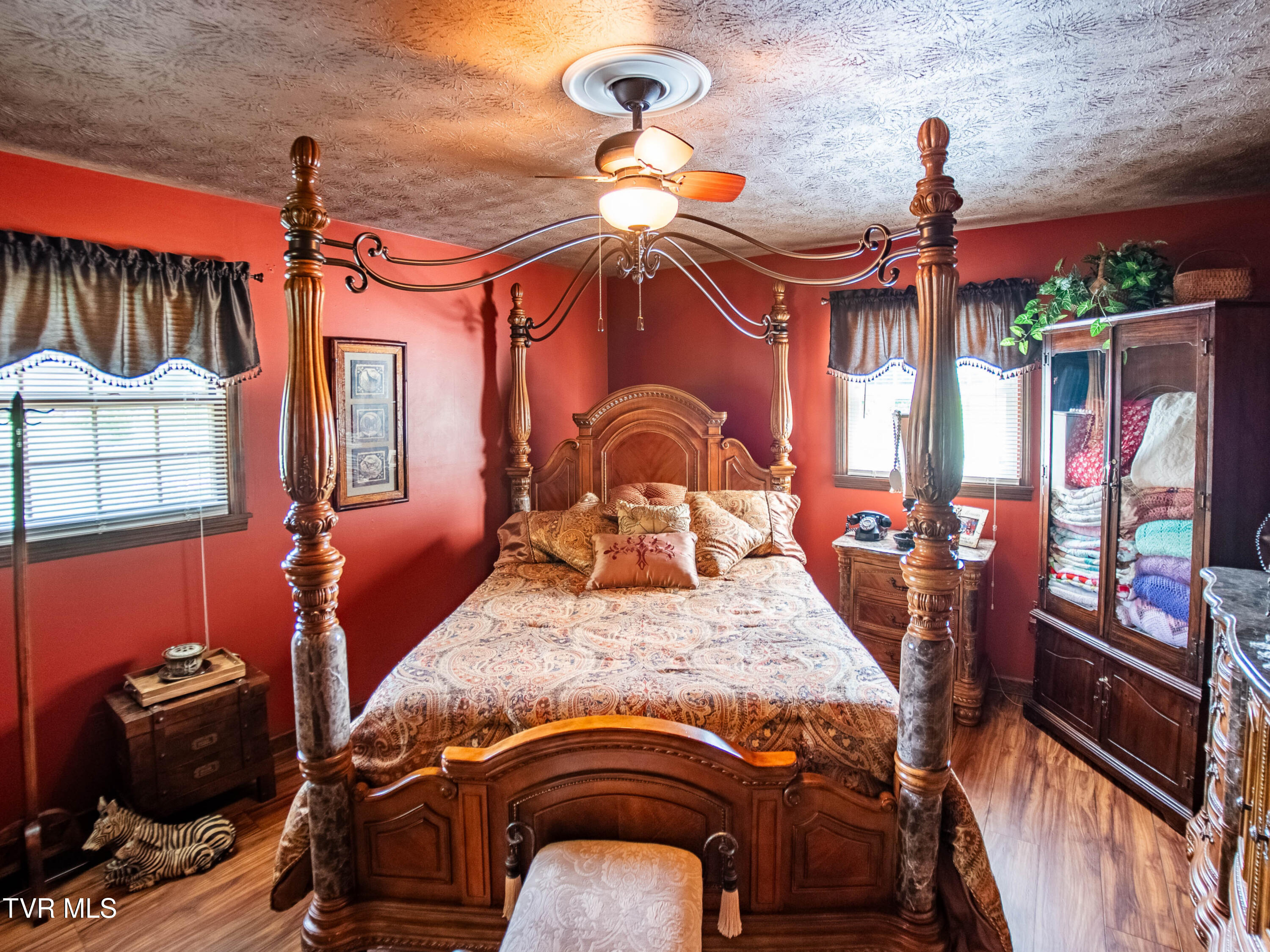 Surgoinsville, Tennessee, 37873, United States, 3 Bedrooms Bedrooms, ,3 BathroomsBathrooms,Residential,For Sale,1937059