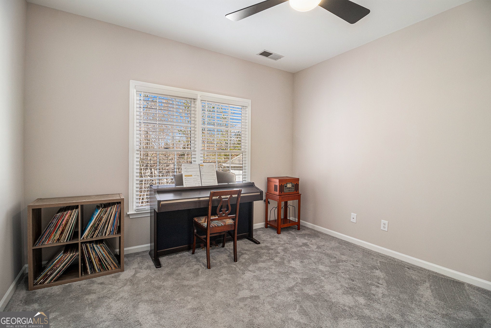 Atlanta, Georgia, 30349, United States, 6 Bedrooms Bedrooms, ,6 BathroomsBathrooms,Residential,For Sale,1858959