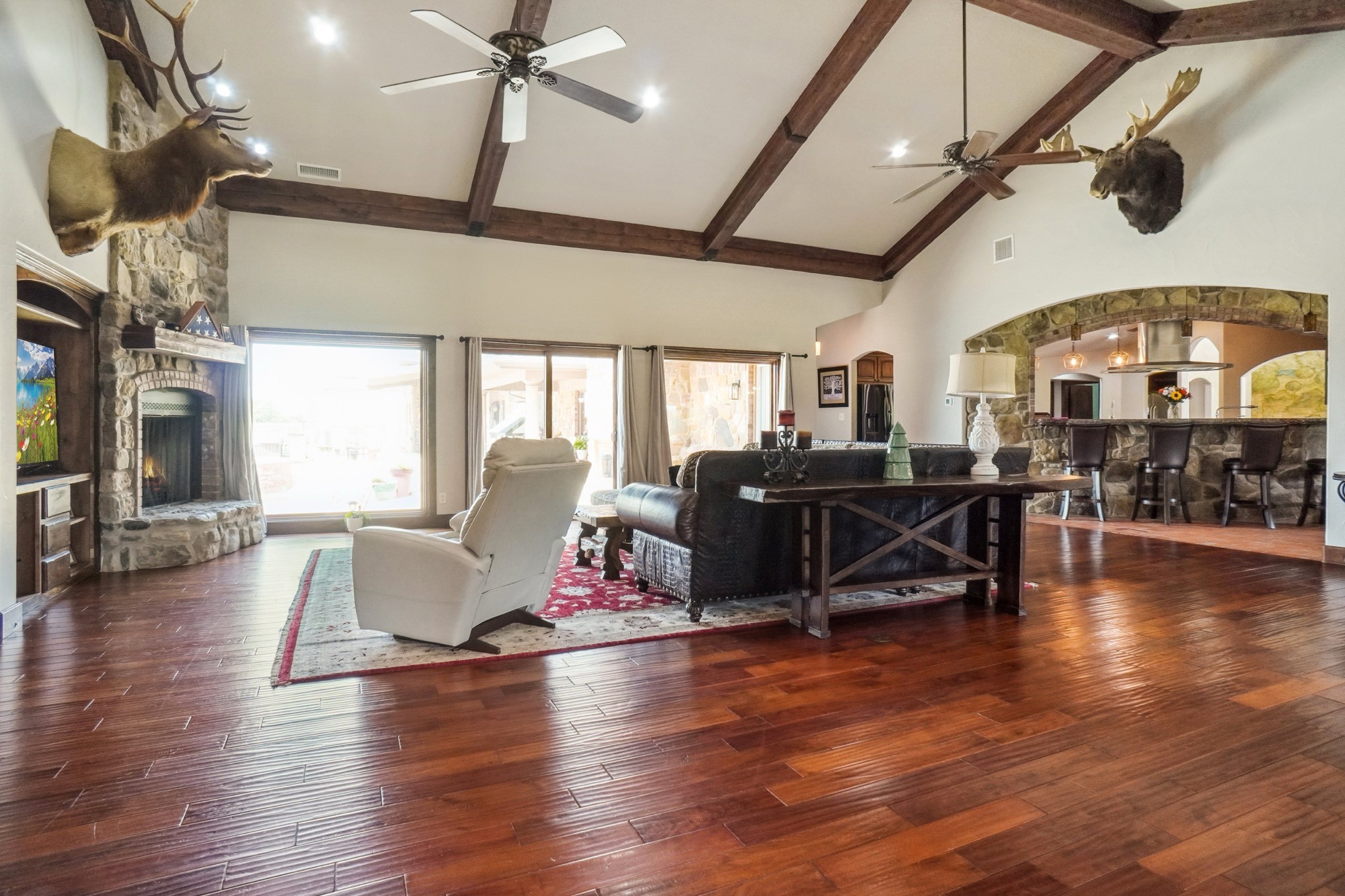 Decatur, Texas, 76234, United States, 7 Bedrooms Bedrooms, ,6 BathroomsBathrooms,Residential,For Sale,1976001