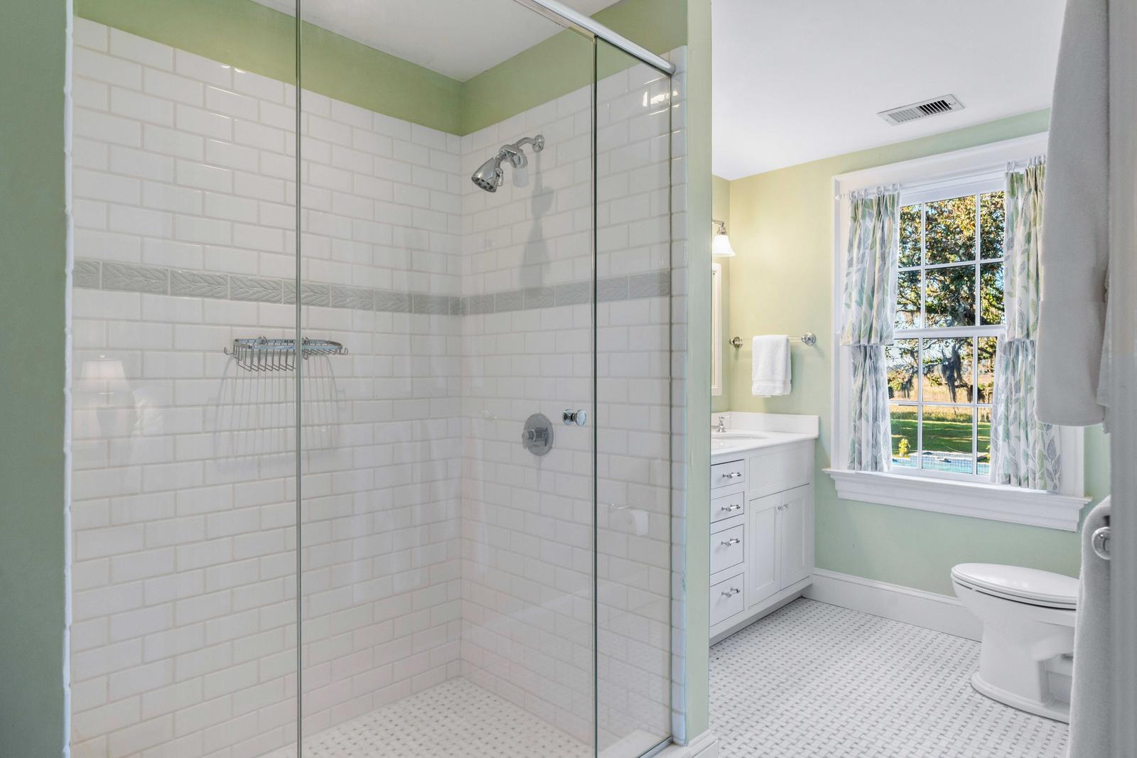 Yemassee, South Carolina, 29945, United States, 6 Bedrooms Bedrooms, ,7 BathroomsBathrooms,Residential,For Sale,1989284