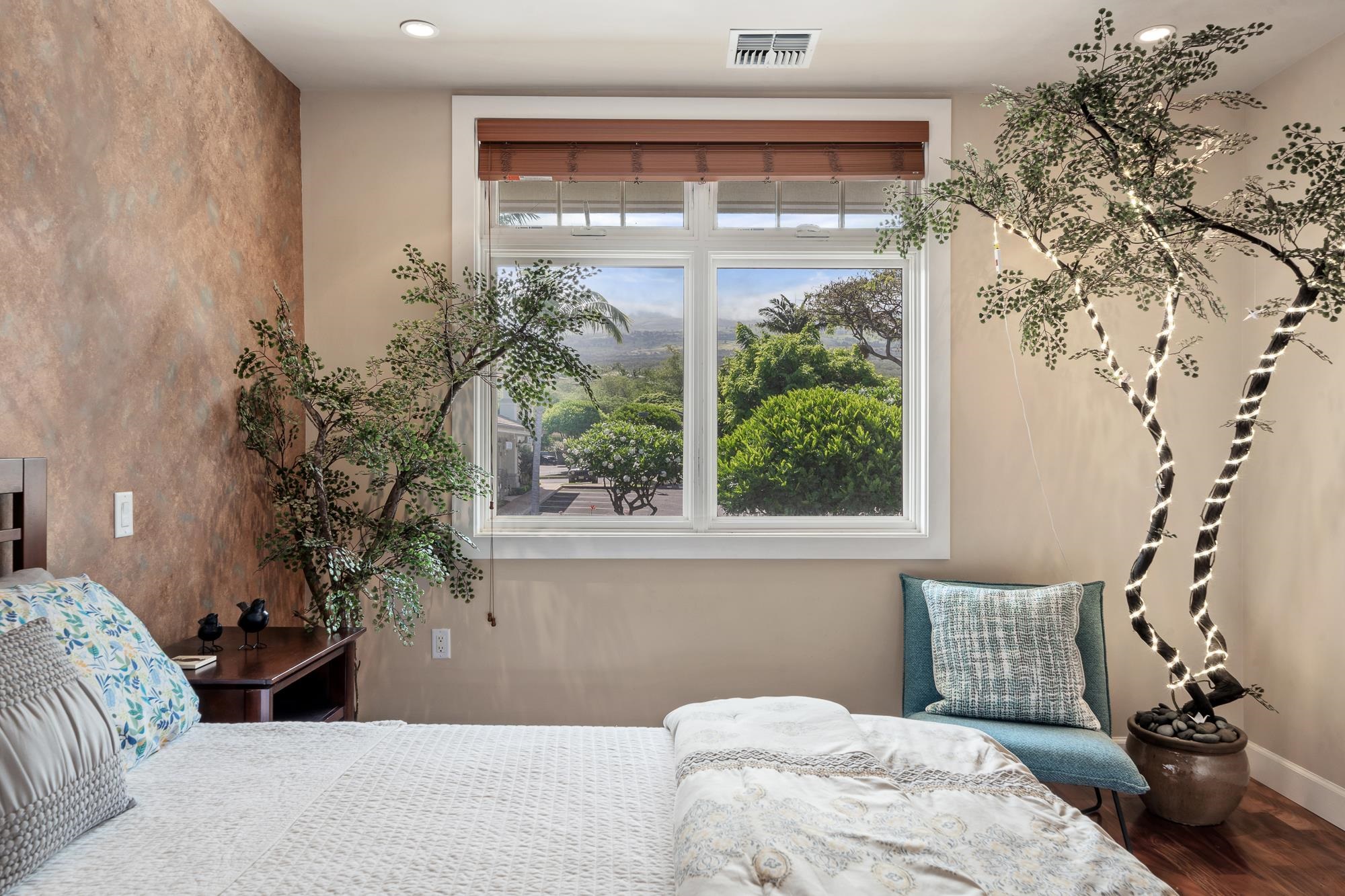 Kihei, Hawaii, 96753, United States, 2 Bedrooms Bedrooms, ,2 BathroomsBathrooms,Residential,For Sale,1828324