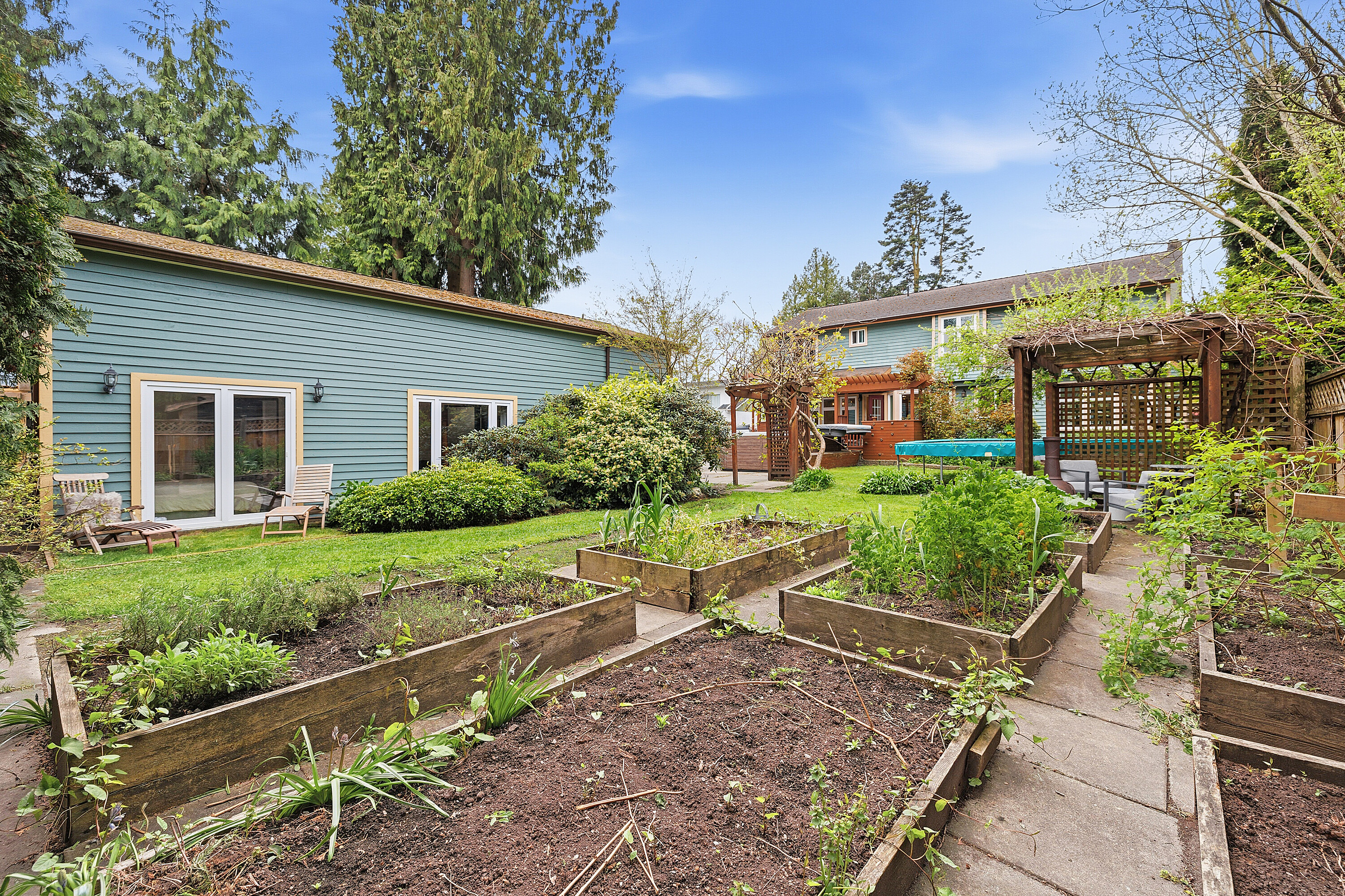 Ladner Family Home - 物件實景