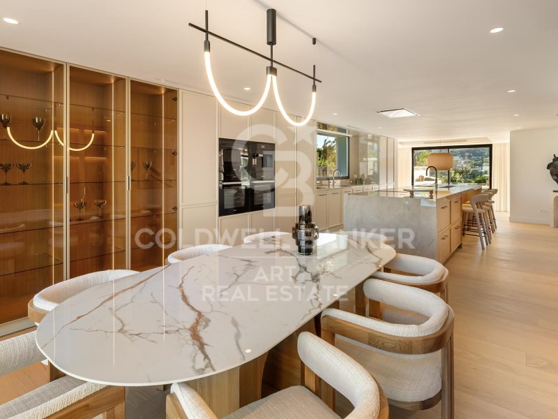 Marbella, Andalusia, ES, 6 Bedrooms Bedrooms, ,6 BathroomsBathrooms,Residential,For Sale,1838055