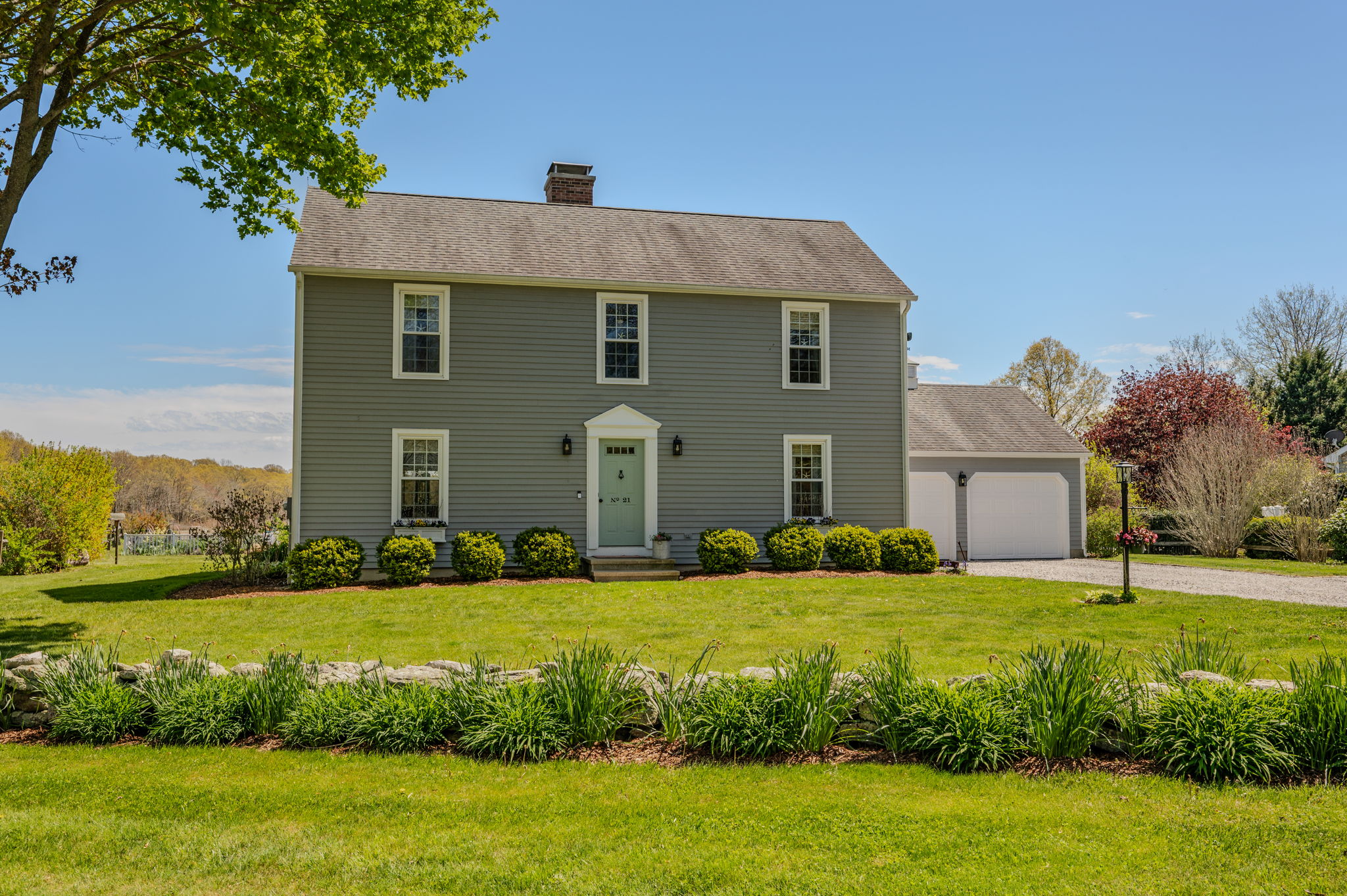  3 Bed Gem for Sale in Old Lyme - 物件實景