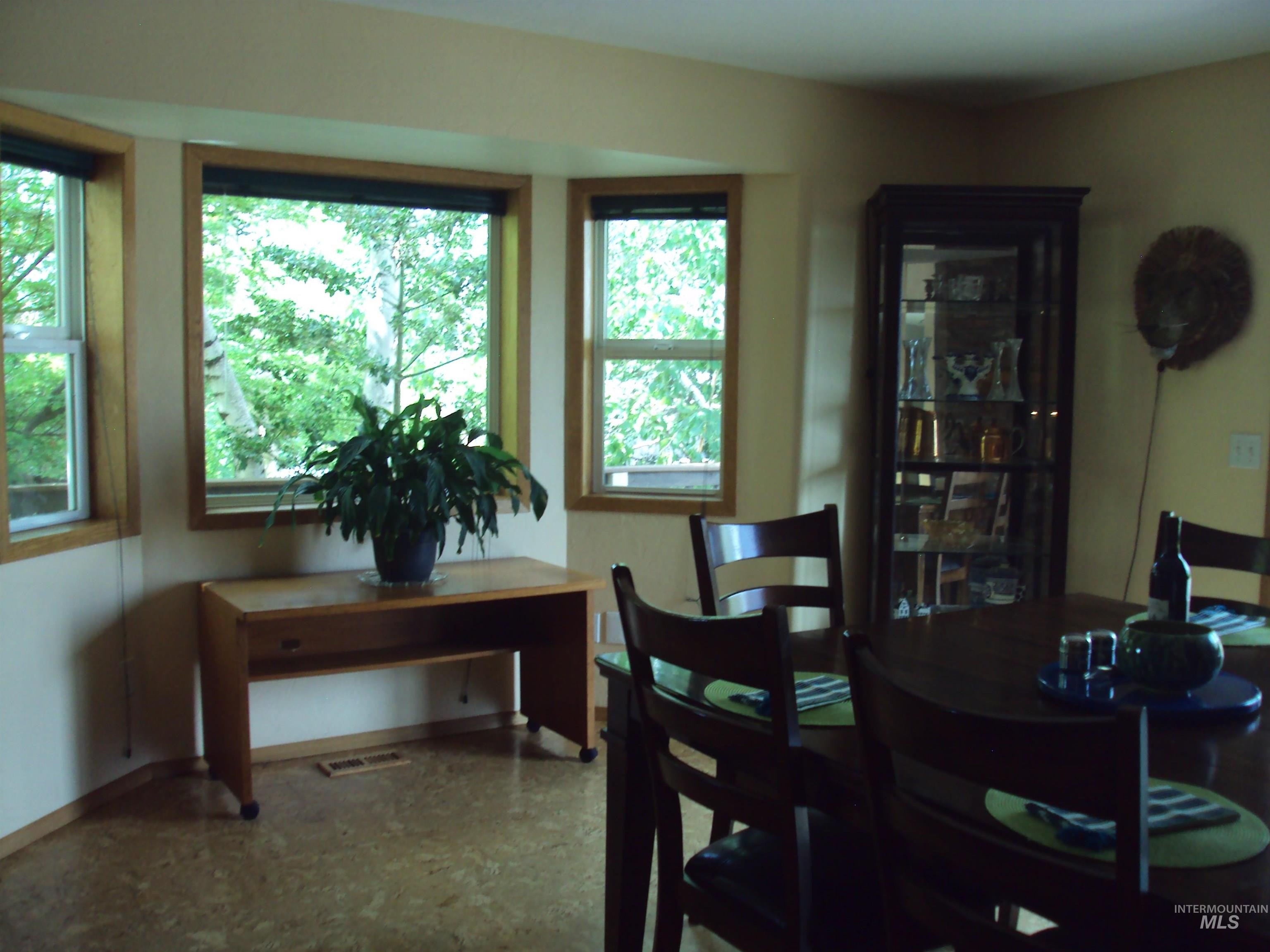 Lewiston, Idaho, 83501, United States, 5 Bedrooms Bedrooms, ,4 BathroomsBathrooms,Residential,For Sale,1905488