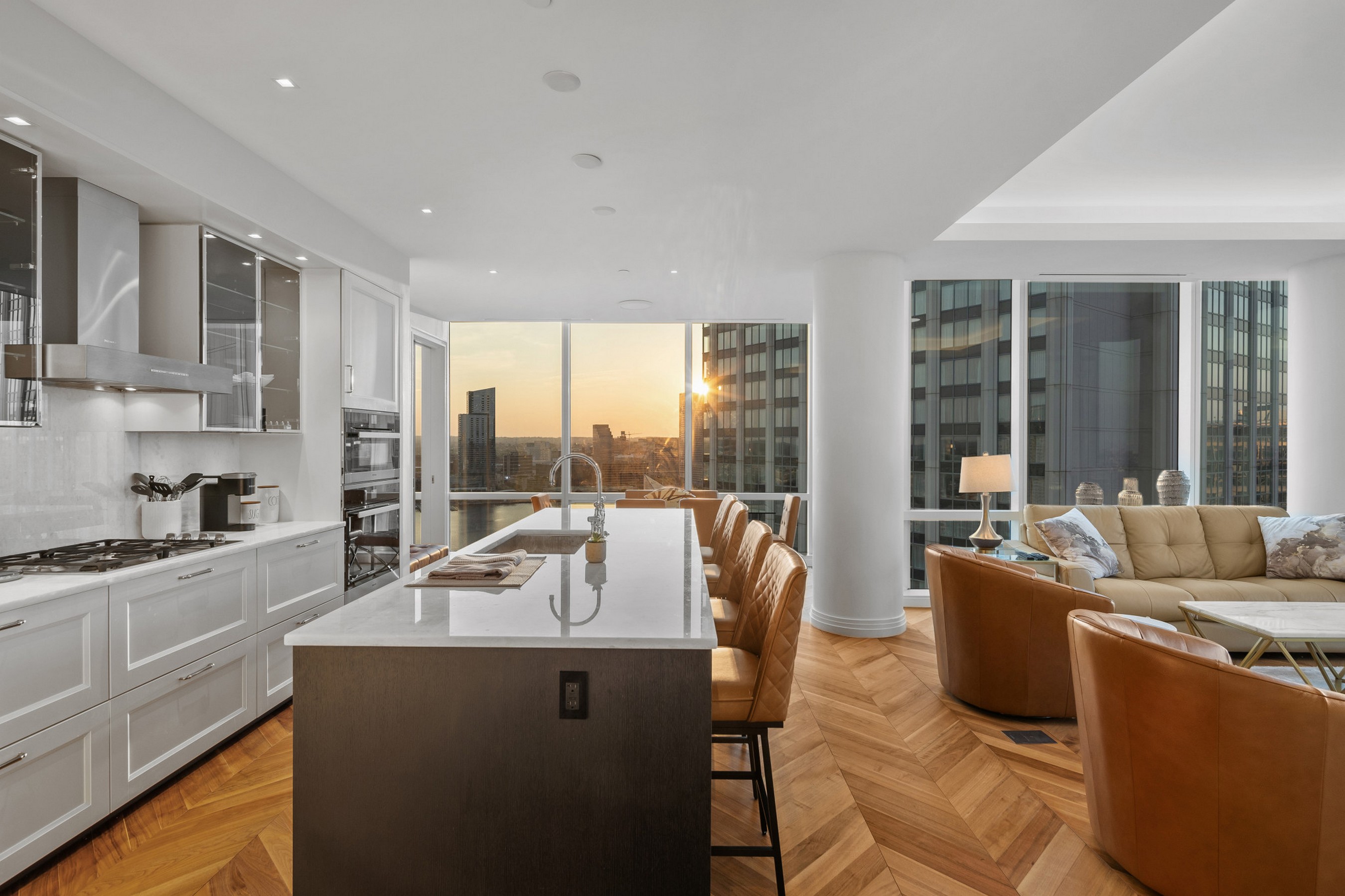  Four Seasons Private Residences - 物件實景