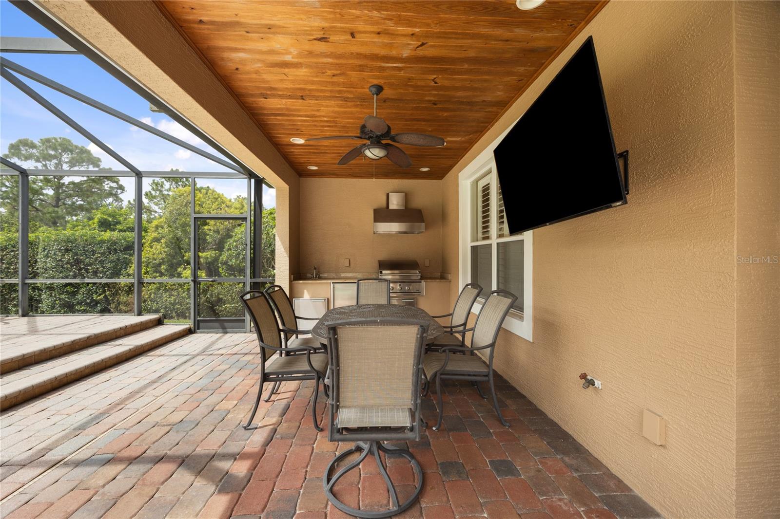 Sanford, Florida, 32771, United States, 4 Bedrooms Bedrooms, ,3 BathroomsBathrooms,Residential,For Sale,1987443