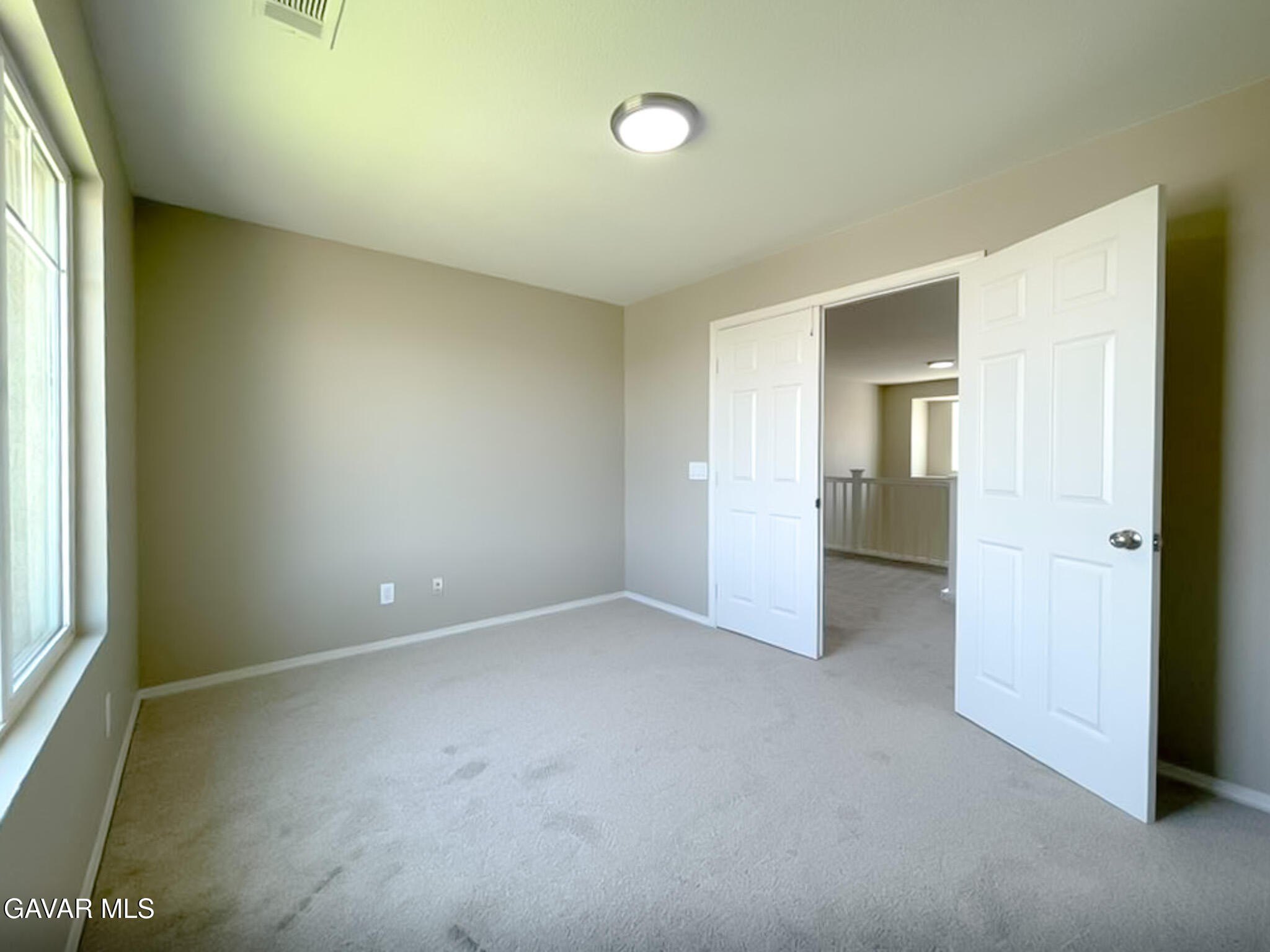 Palmdale, California, 93551, United States, 5 Bedrooms Bedrooms, ,3 BathroomsBathrooms,Residential,For Sale,1976435