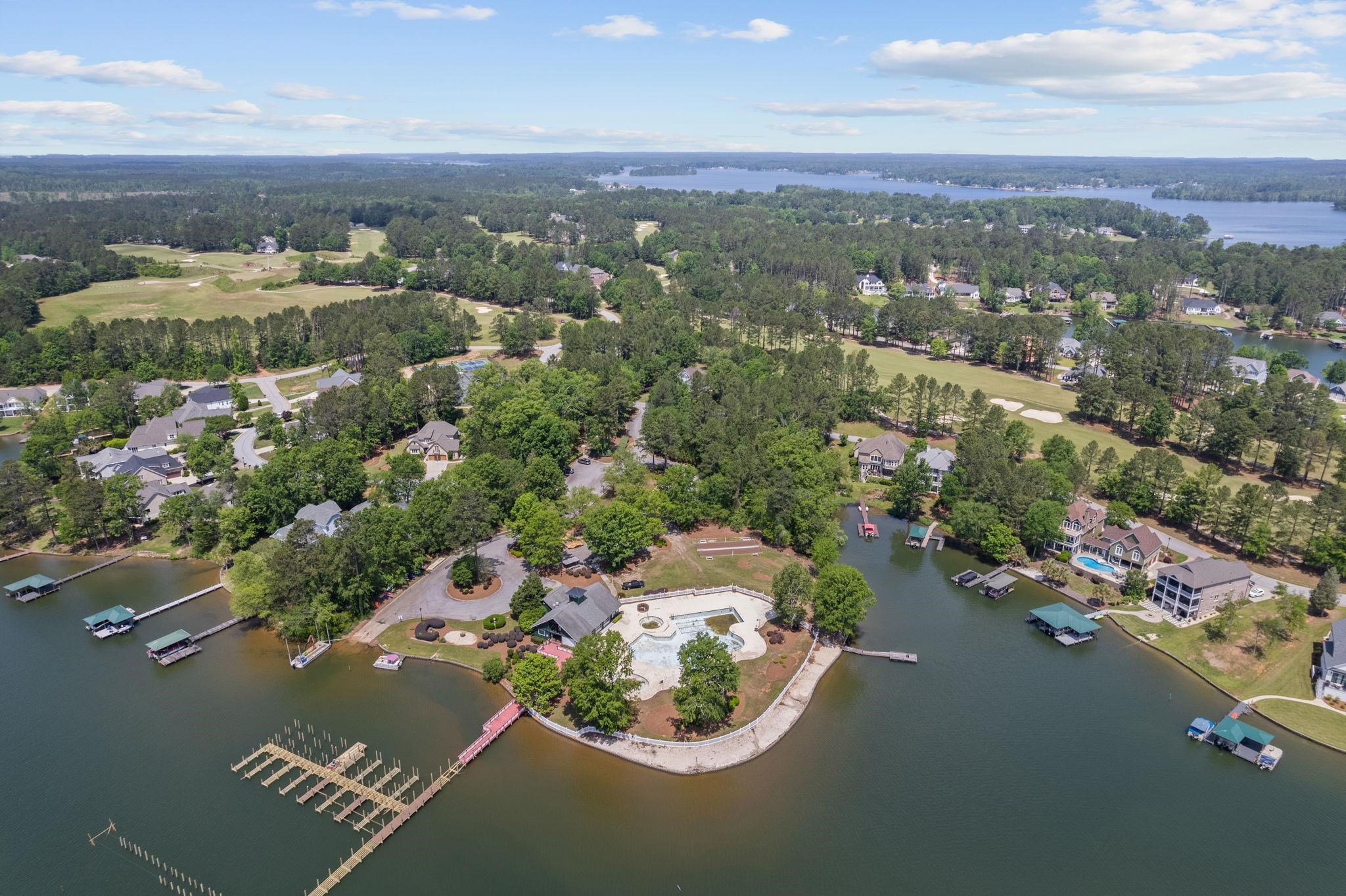 Ninety Six, South Carolina, 29666, United States, 4 Bedrooms Bedrooms, ,4 BathroomsBathrooms,Residential,For Sale,1792432