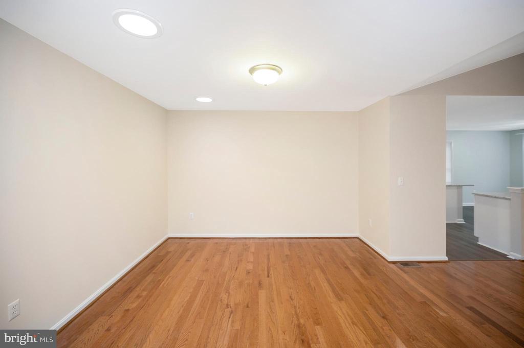 Locust Grove, Virginia, 22508, United States, 4 Bedrooms Bedrooms, ,3 BathroomsBathrooms,Residential,For Sale,1976056