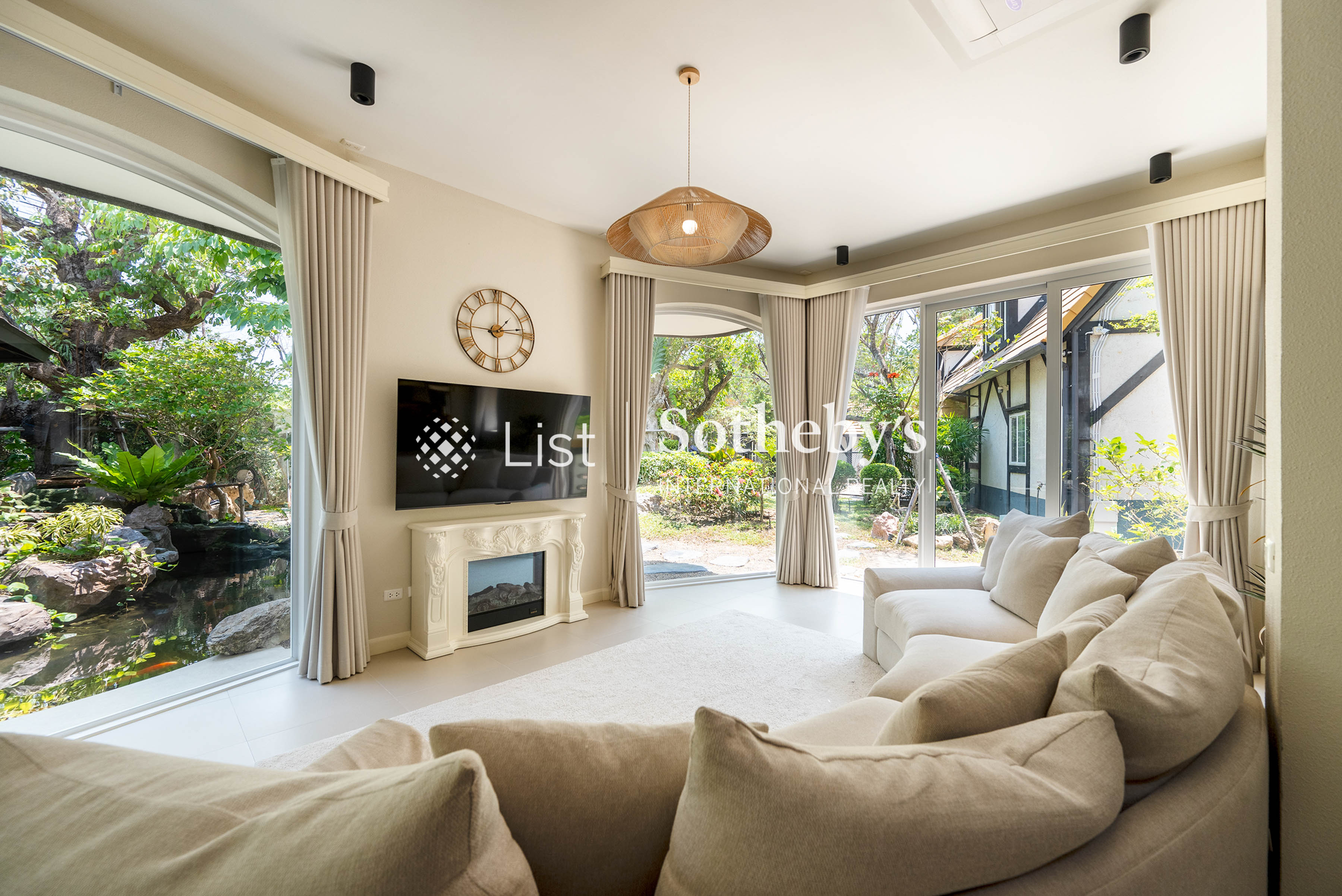  Creative Family Villa in North Cha-Am Featuring Gym, Office & Rock Wall - 物件實景