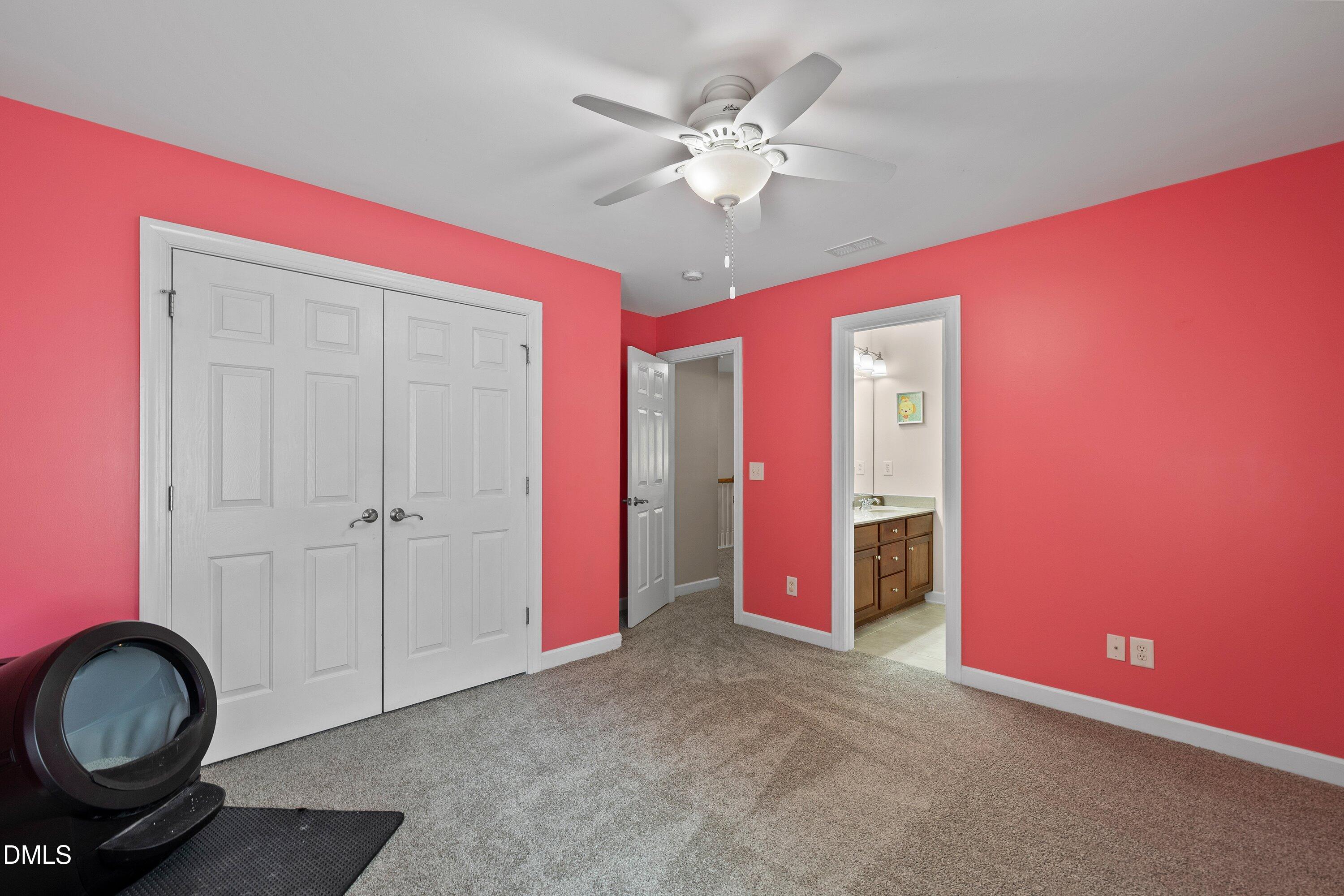 Apex, North Carolina, 27502, United States, 5 Bedrooms Bedrooms, ,4 BathroomsBathrooms,Residential,For Sale,1947083
