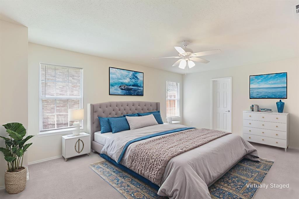Dallas, Texas, 75212, United States, 5 Bedrooms Bedrooms, ,3 BathroomsBathrooms,Residential,For Sale,1902272