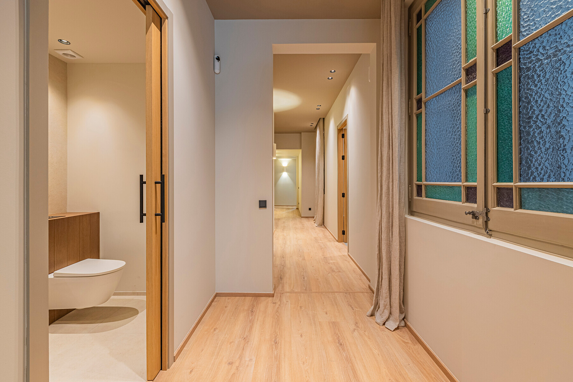  Refurbished modernist apartment in Eixample with luxury finishes - 物件實景