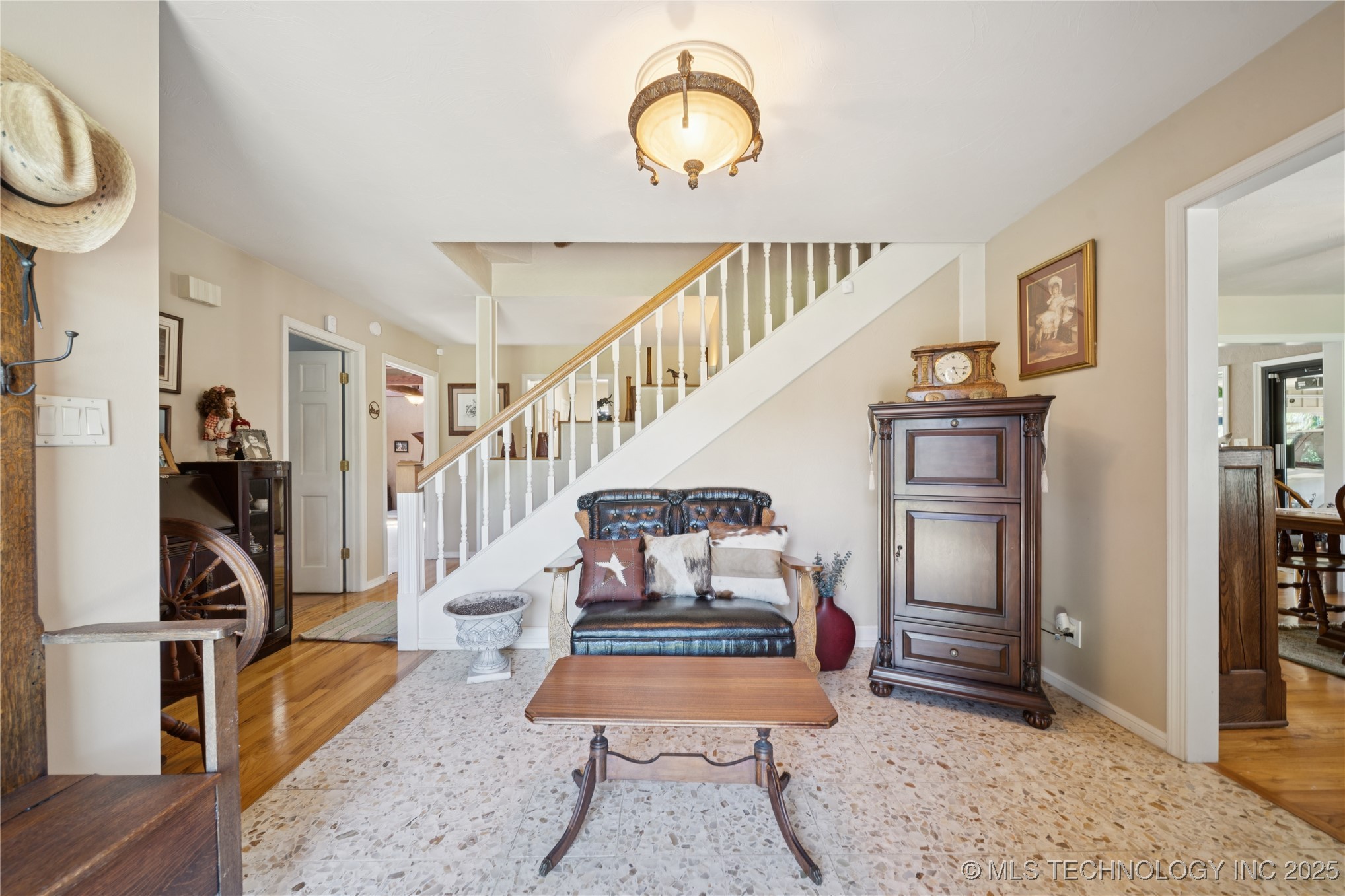 Pocola, Oklahoma, 74902, United States, 3 Bedrooms Bedrooms, ,3 BathroomsBathrooms,Residential,For Sale,1903793