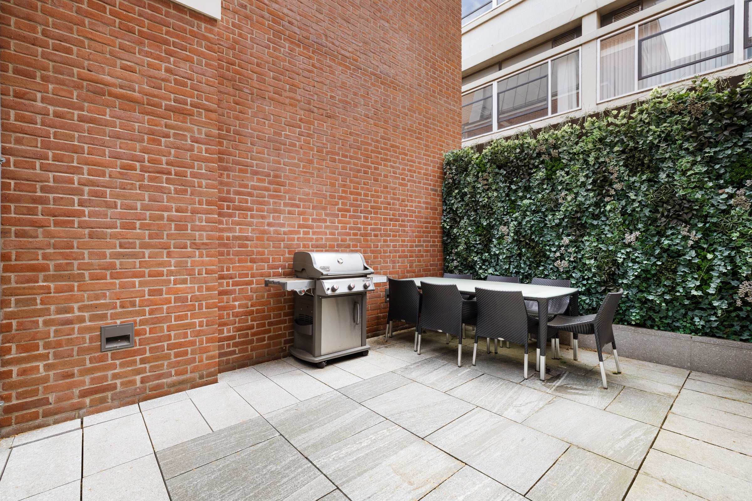  A Contemporary Chelsea House with Private Parking - 物件實景