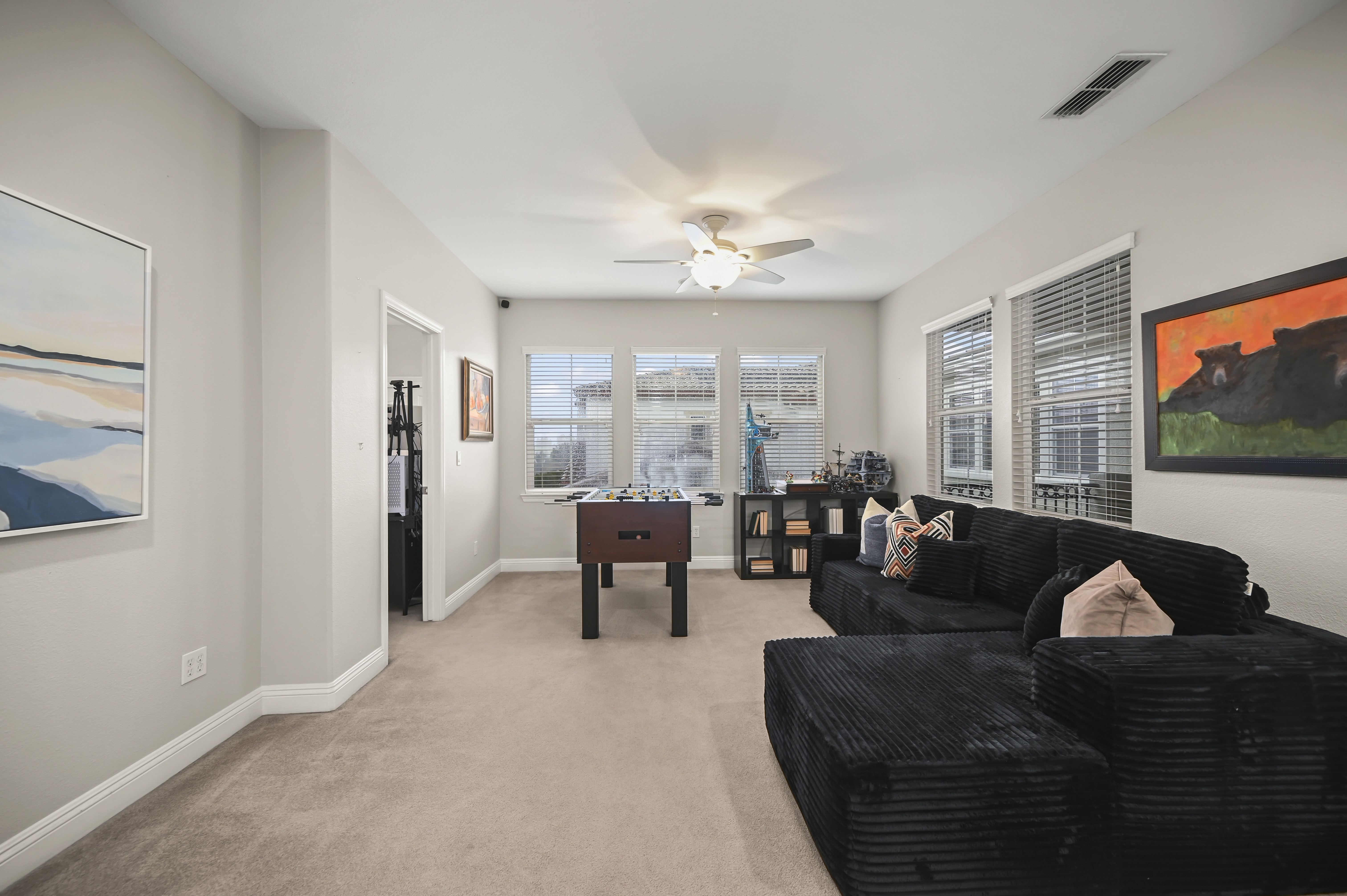  Stunning Monterosso Estate on Private Court with Designer Indoor-Outdoor Living - 物件實景