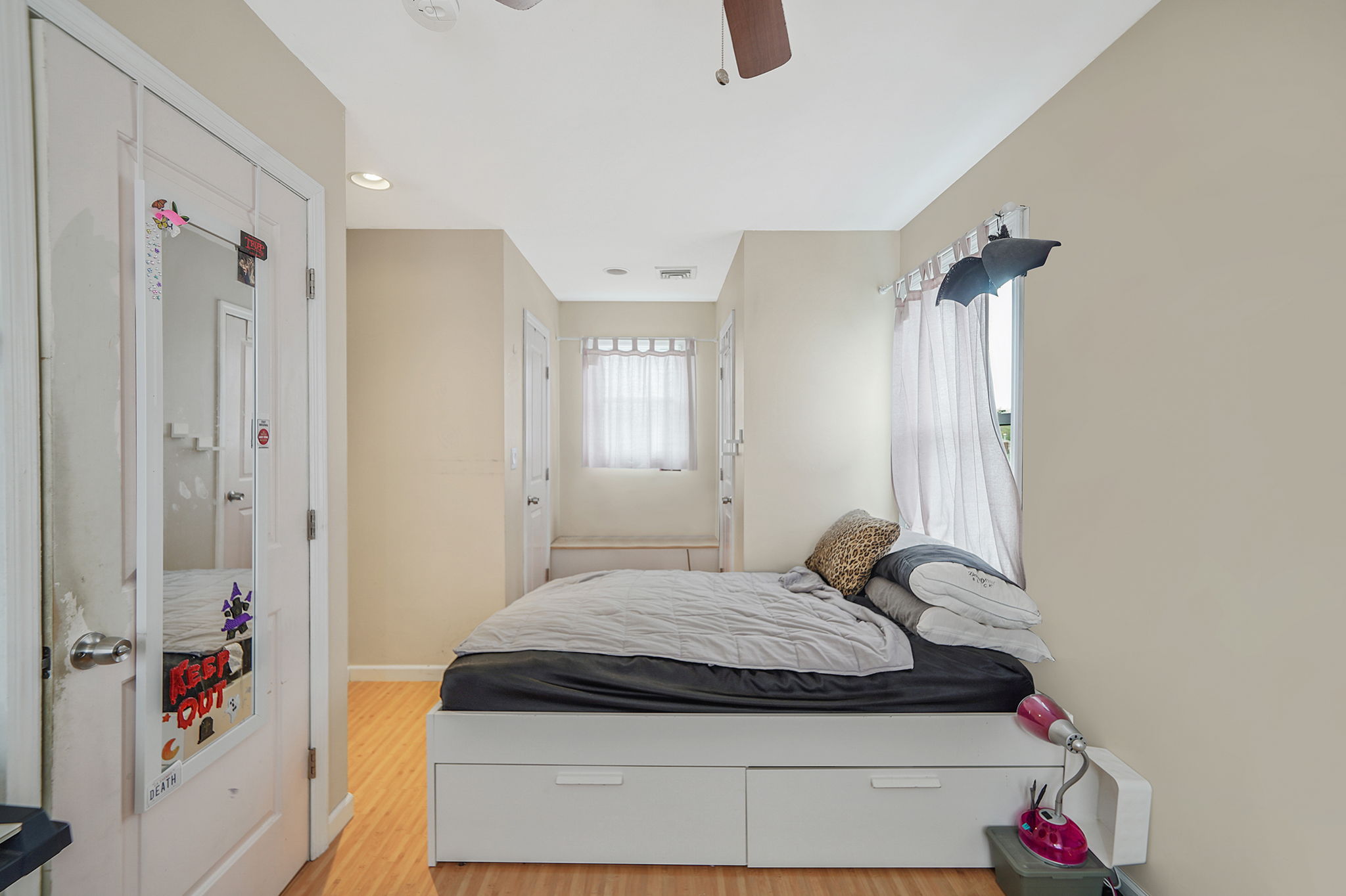 Patchogue, New York, 11772, United States, 2 Bedrooms Bedrooms, ,2 BathroomsBathrooms,Residential,For Sale,2049279