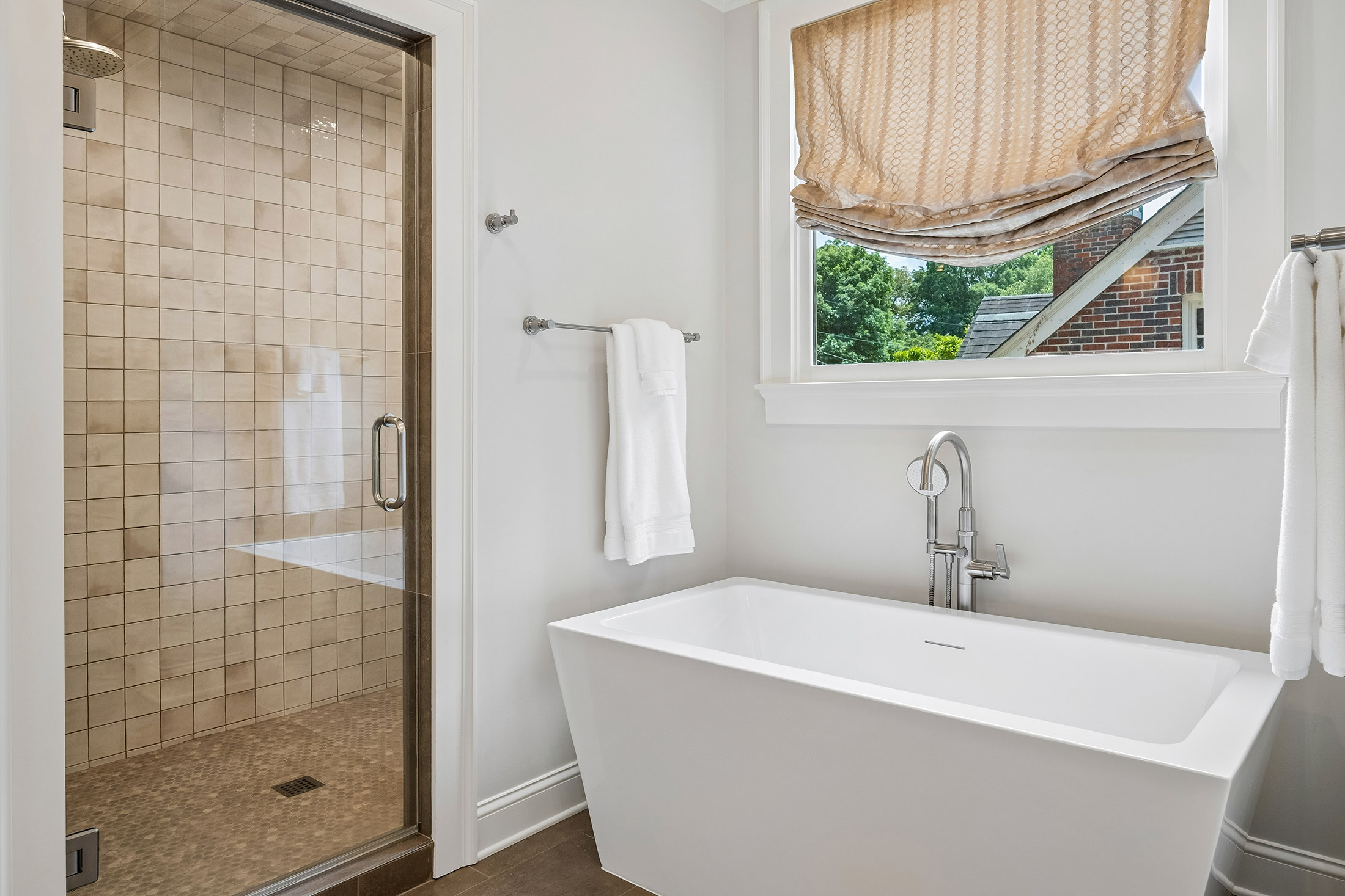  Stunning Custom-Built Residence in Sought-After Morningside - 物件實景