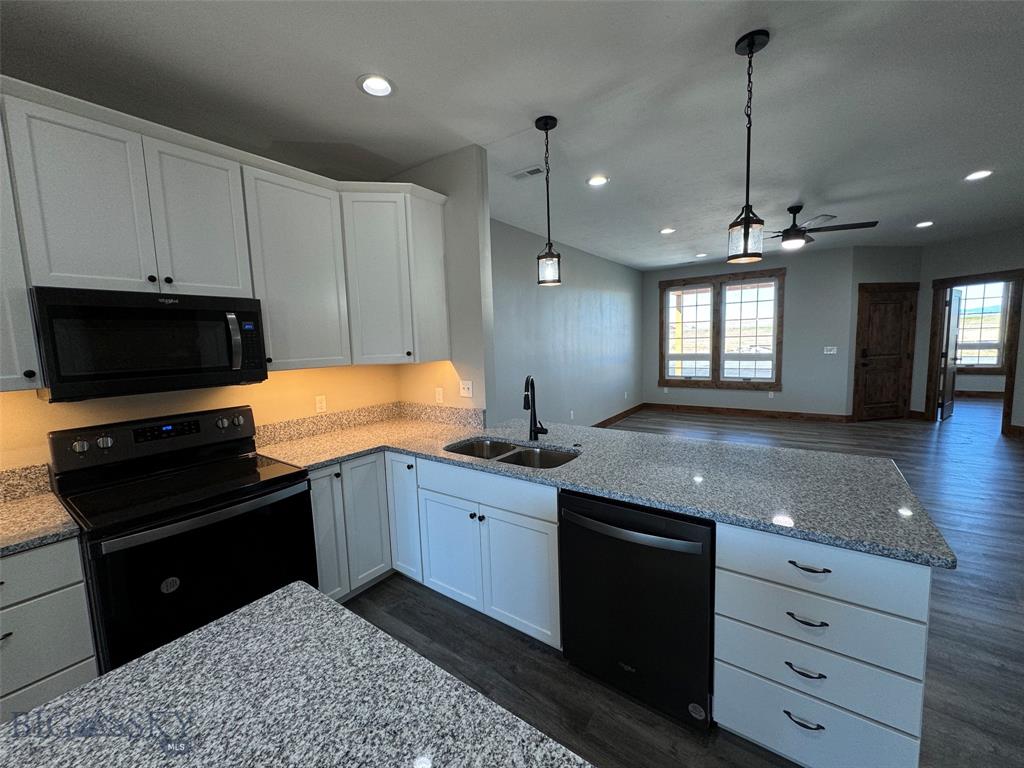 Deer Lodge, Montana, 59722, United States, 3 Bedrooms Bedrooms, ,3 BathroomsBathrooms,Residential,For Sale,2005243