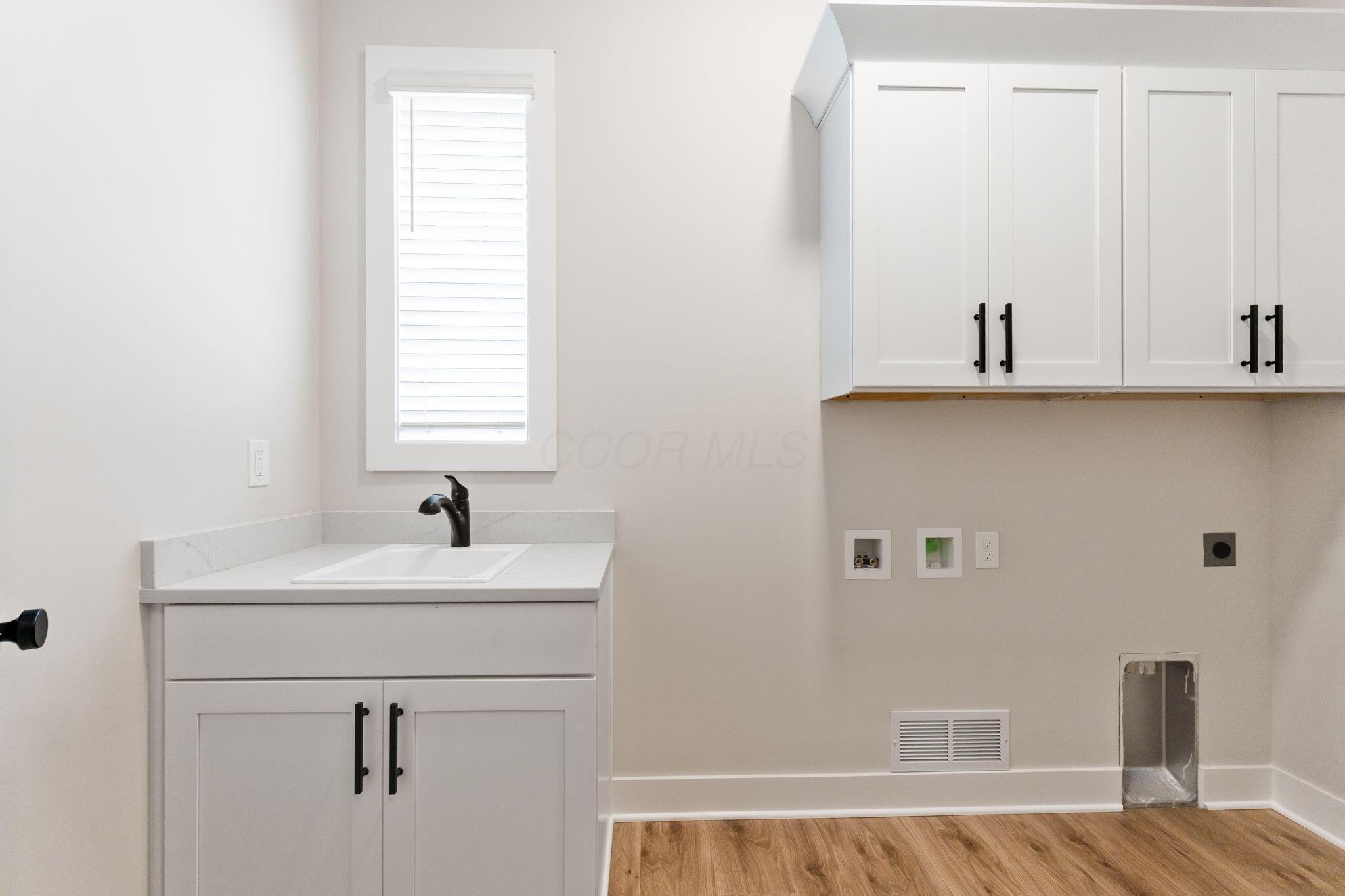 Lewis Center, Ohio, 43035, United States, 2 Bedrooms Bedrooms, ,2 BathroomsBathrooms,Residential,For Sale,2003347