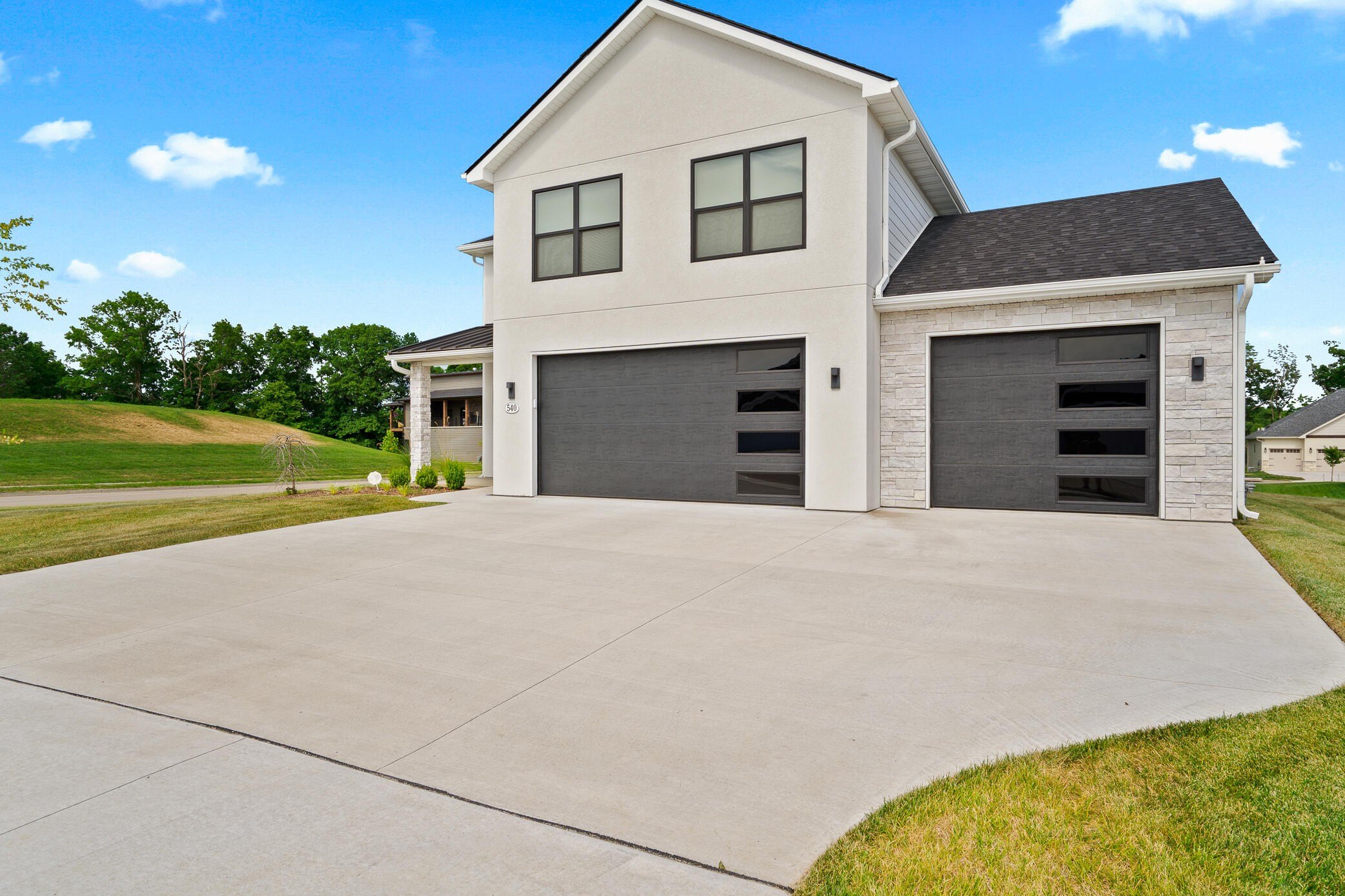 COLUMBIA, Missouri, 65203, United States, 3 Bedrooms Bedrooms, ,3 BathroomsBathrooms,Residential,For Sale,1870276