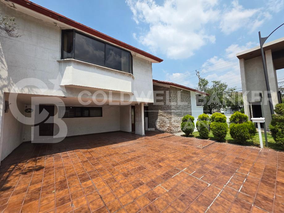 Atizapán de Zaragoza, Estado de méxico, 52995, Mexico, 3 Bedrooms Bedrooms, ,4 BathroomsBathrooms,Residential,For Sale,1926035