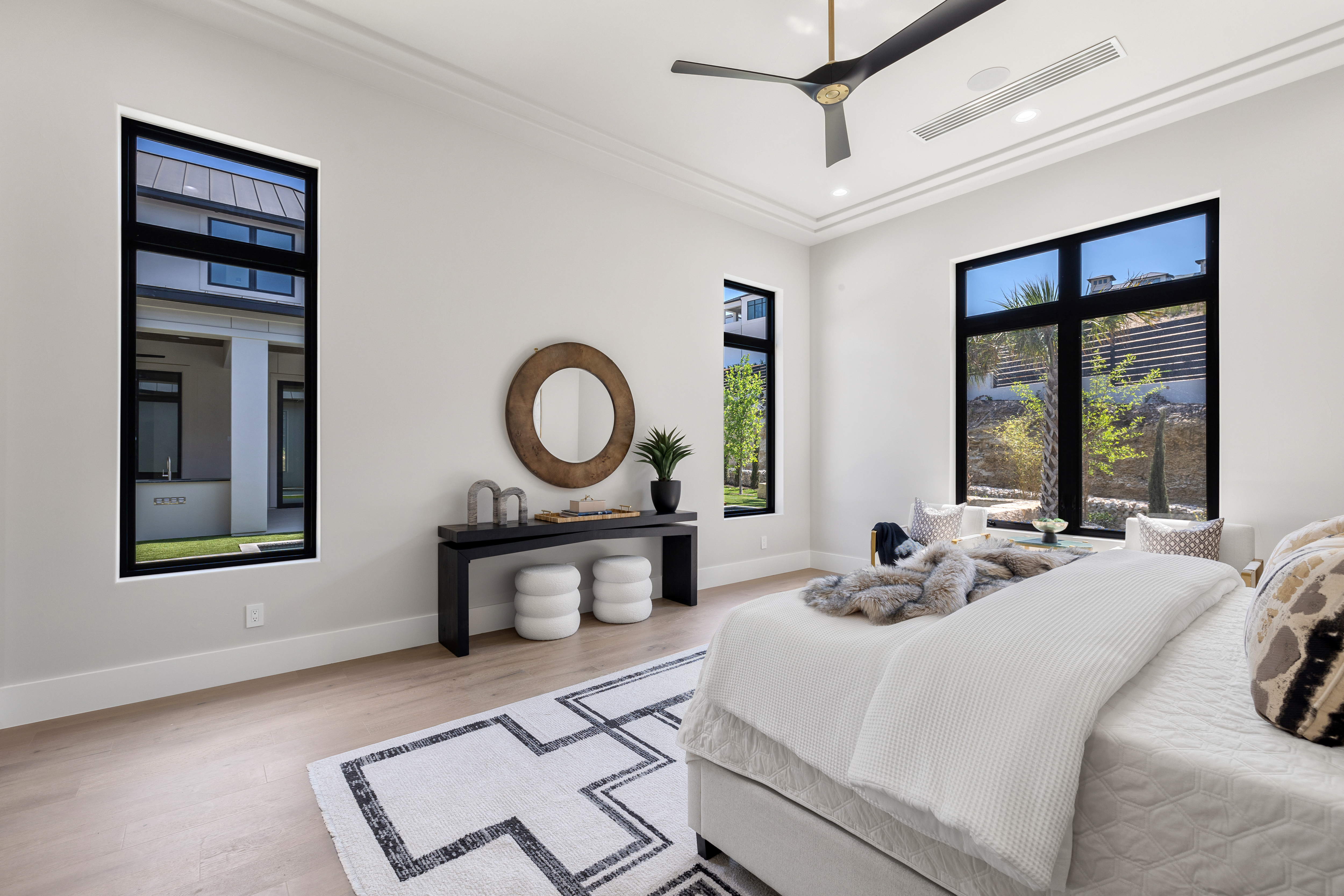  Architecturally Refined New Construction in Prestigious The Dominion - 物件實景