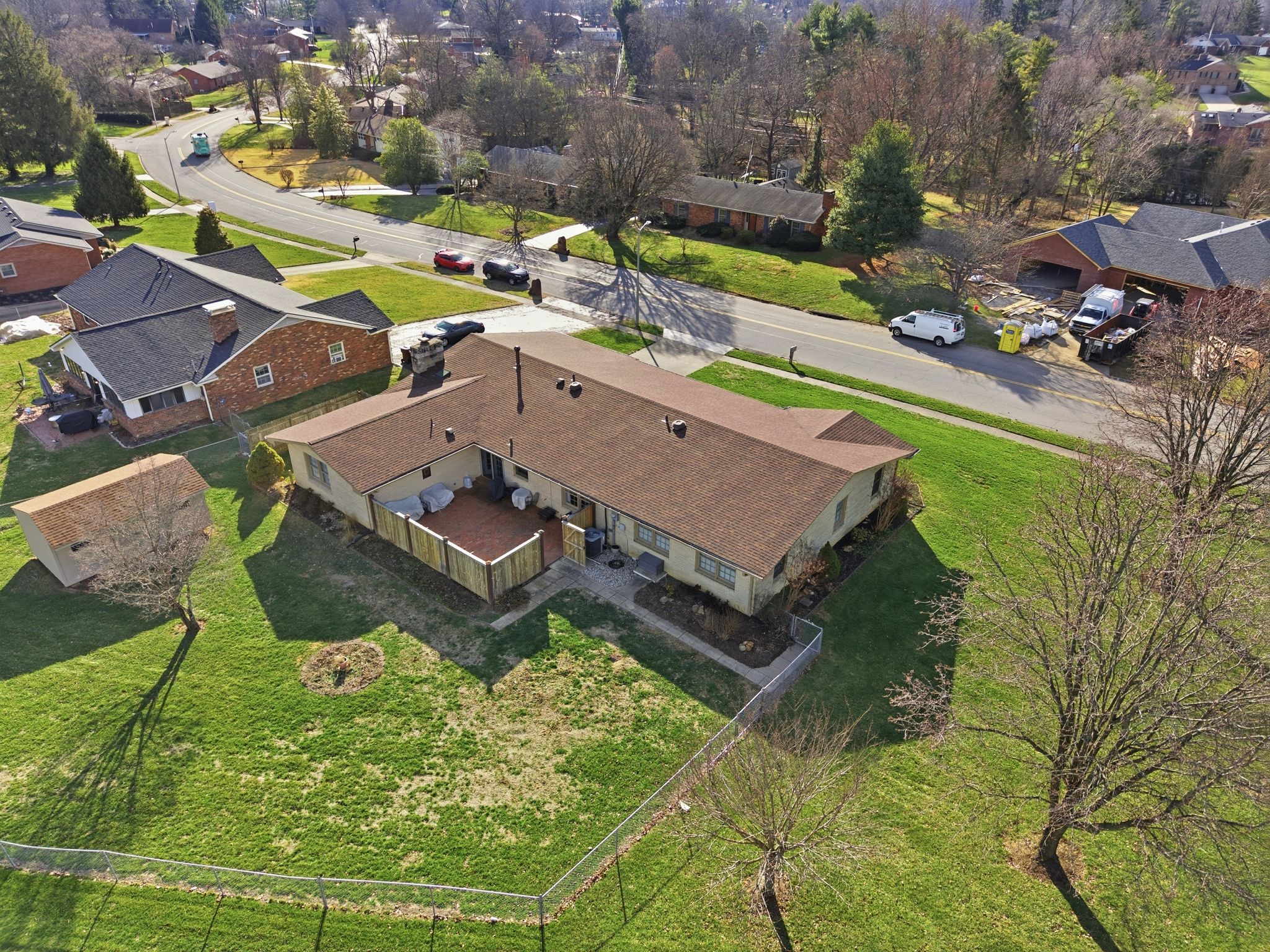  697 Cindy Blair Way - 物件實景