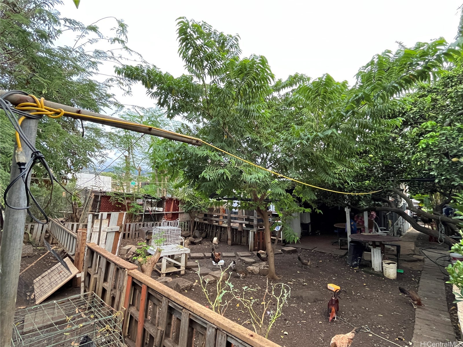 Honolulu, Hawaii, 96819, United States, 3 Bedrooms Bedrooms, ,2 BathroomsBathrooms,Residential,For Sale,1989154