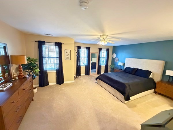 Haverhill, Massachusetts, 01835, United States, 6 Bedrooms Bedrooms, ,3 BathroomsBathrooms,Residential,For Sale,1995379