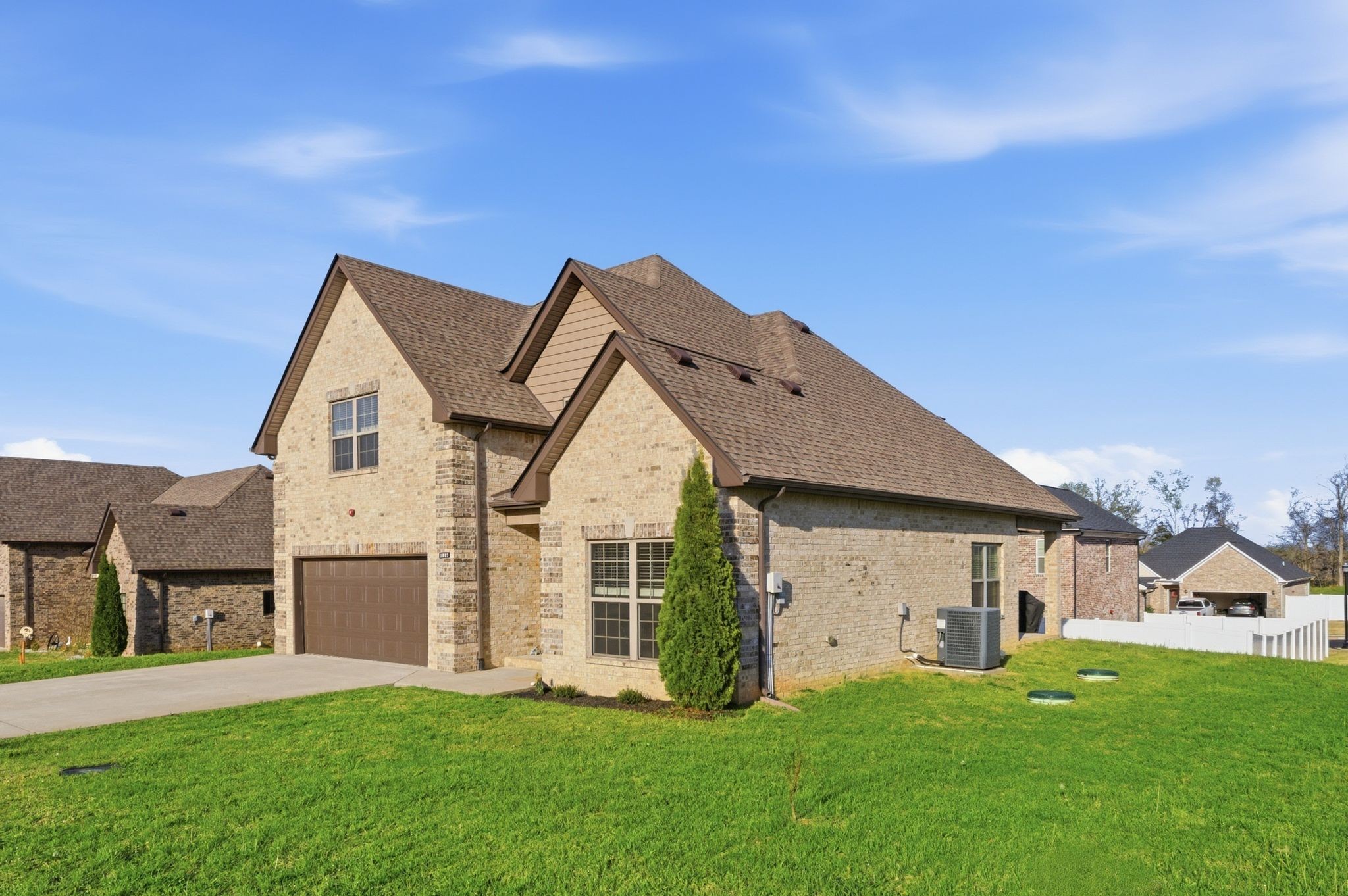  1007 Azalea Ct S, Ashland City, TN, 37015 - 物件實景