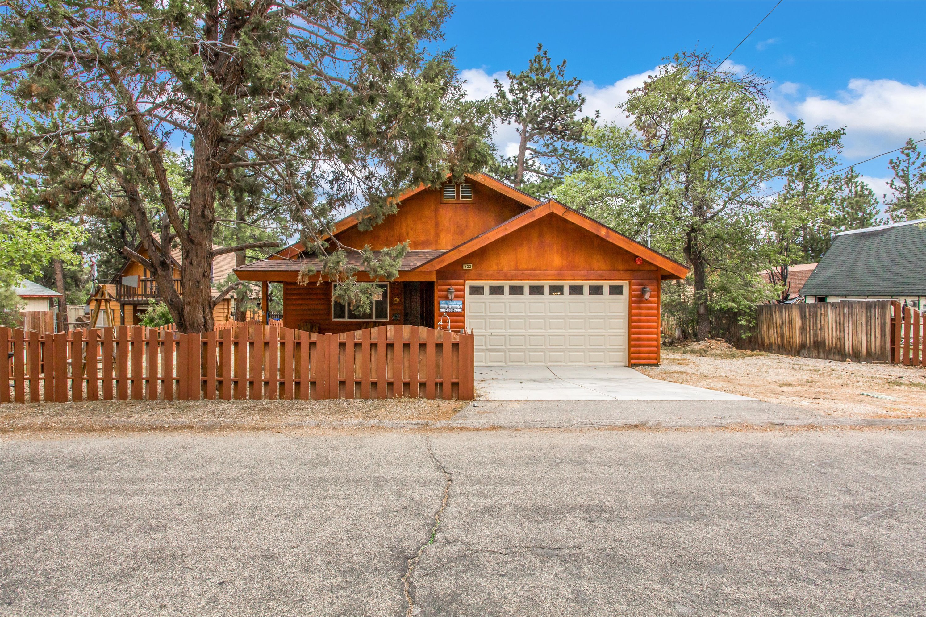 Sugarloaf, California, 92386, United States, 4 Bedrooms Bedrooms, ,2 BathroomsBathrooms,Residential,For Sale,1848559