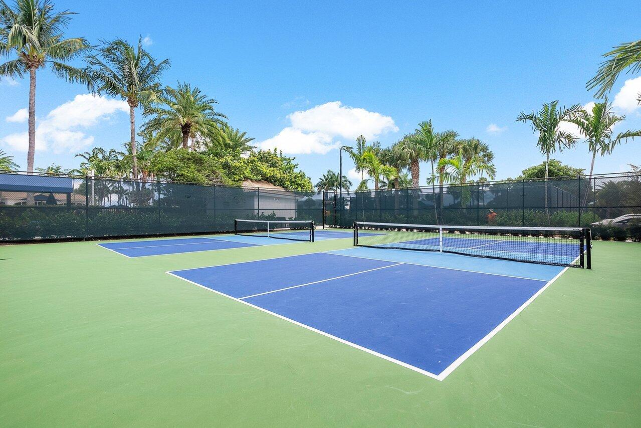 17607 Bocaire Place, Boca Raton, Florida, 33487, United States, 6 Bedrooms Bedrooms, ,5 BathroomsBathrooms,Residential,For Sale,17607 Bocaire Place,1679087