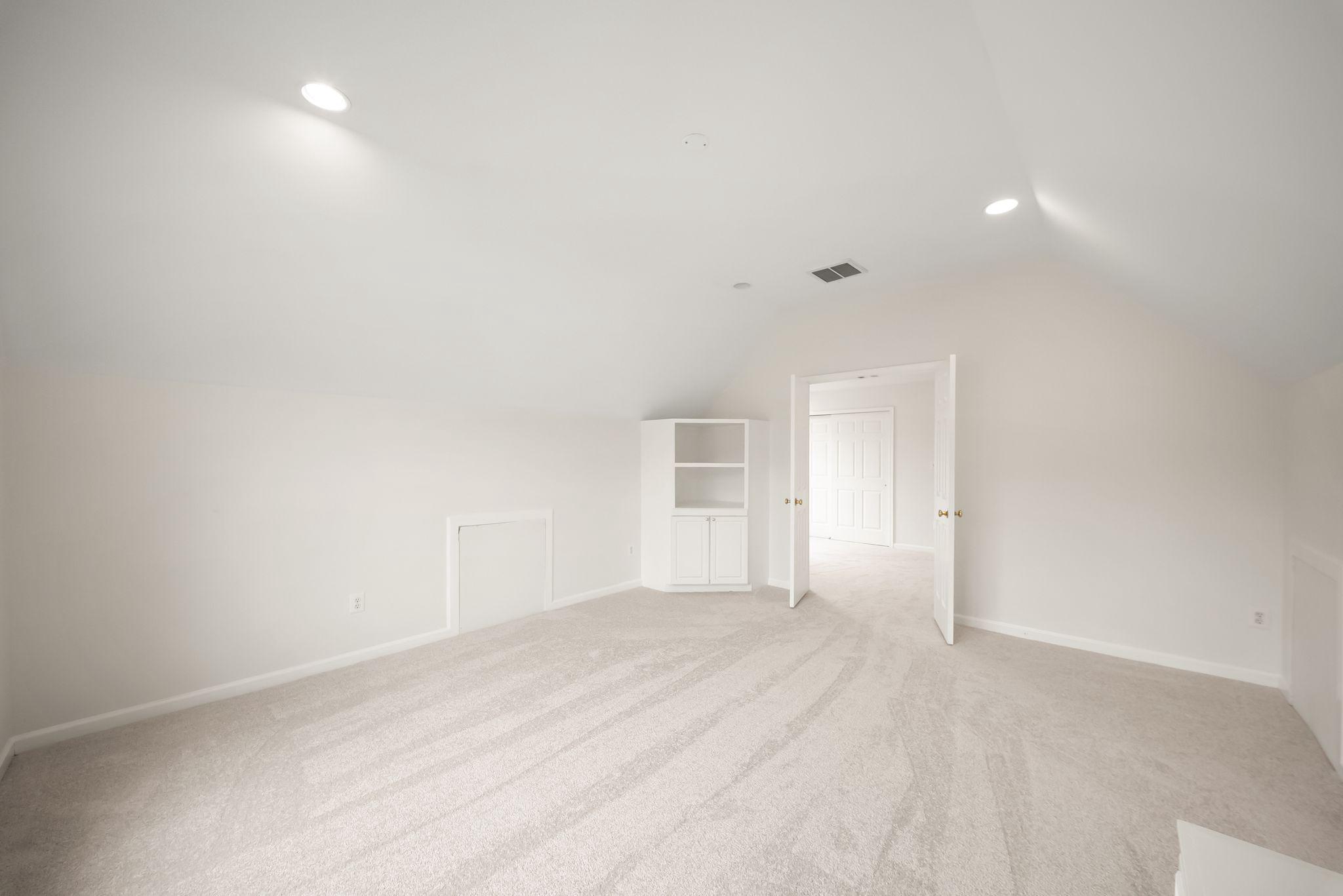  12754 Alder Woods Drive, Fairfax, VA, 22033 - 物件實景