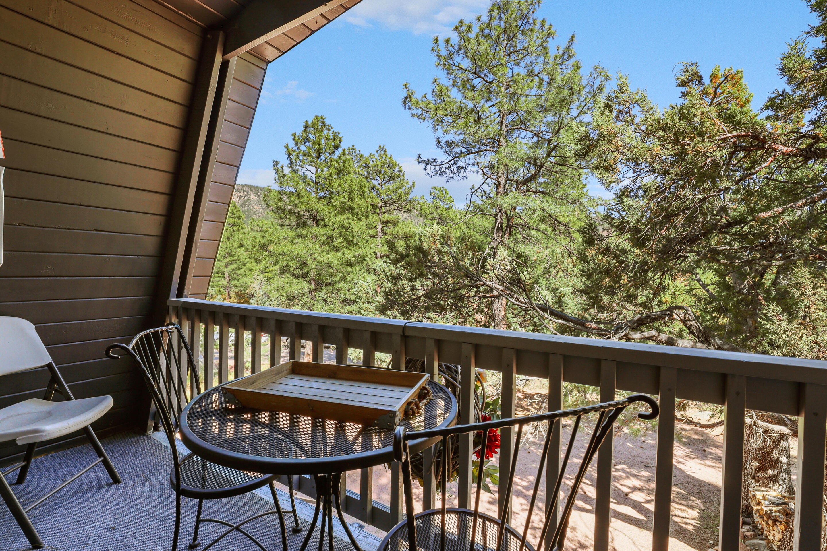Pine, Arizona, 85544, United States, 2 Bedrooms Bedrooms, ,1 BathroomBathrooms,Residential,For Sale,1819700