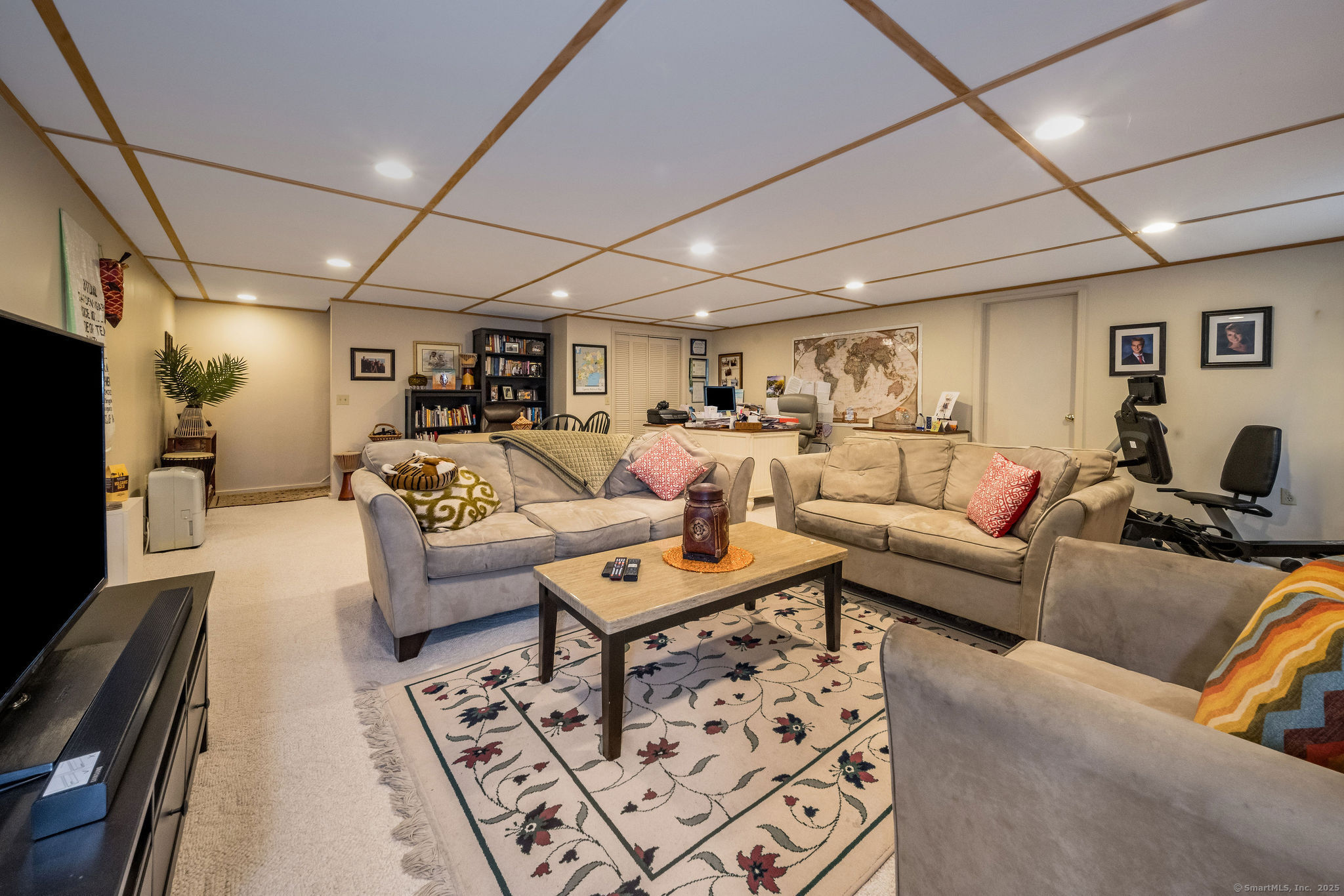 Madison, Connecticut, 06443, United States, 2 Bedrooms Bedrooms, ,2 BathroomsBathrooms,Residential,For Sale,1988022